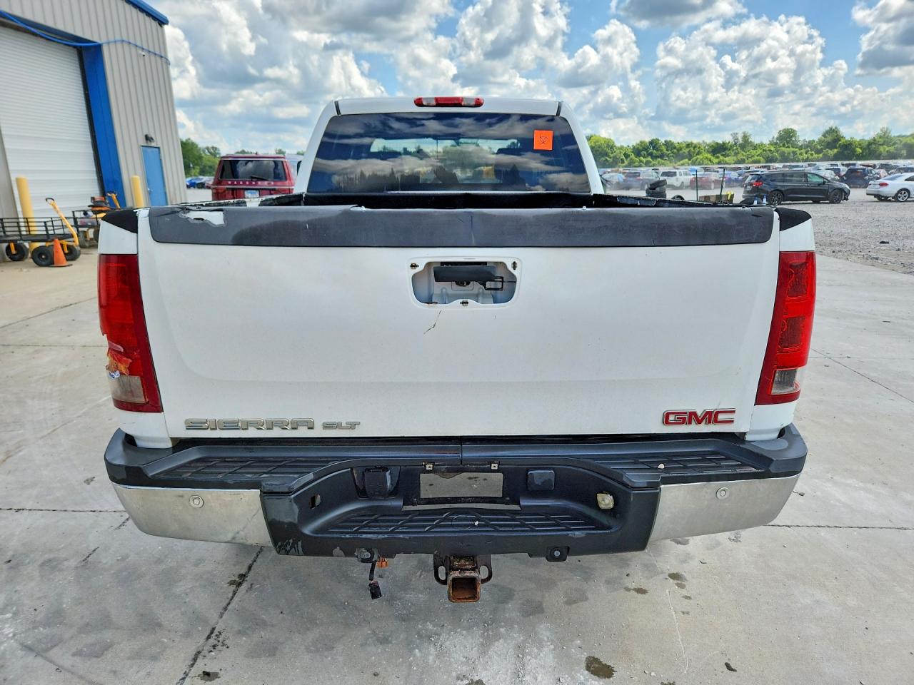 2008 Gmc Sierra K2500 Heavy Duty White vin: 1GTHK23688F206684
