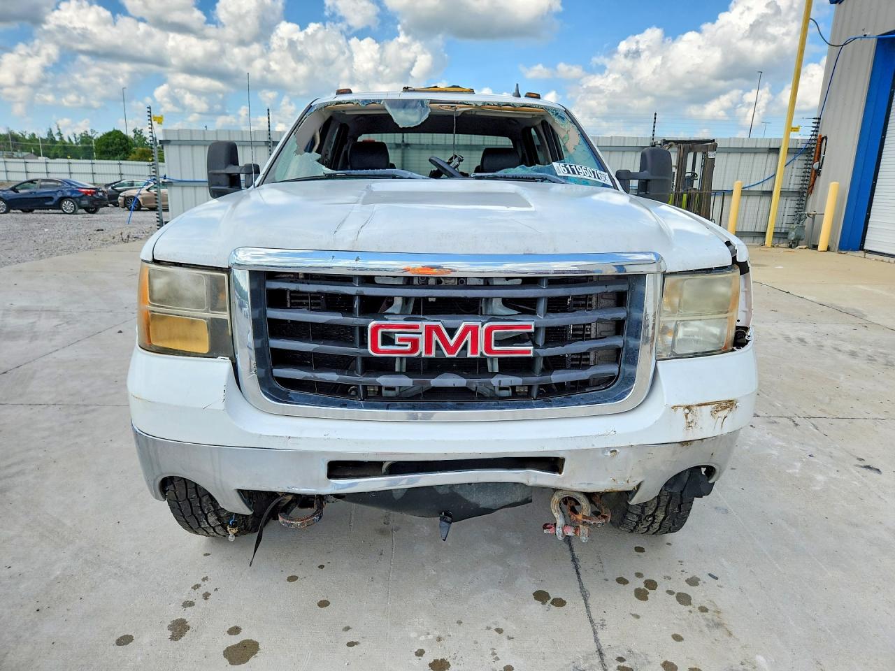 2008 Gmc Sierra K2500 Heavy Duty White vin: 1GTHK23688F206684