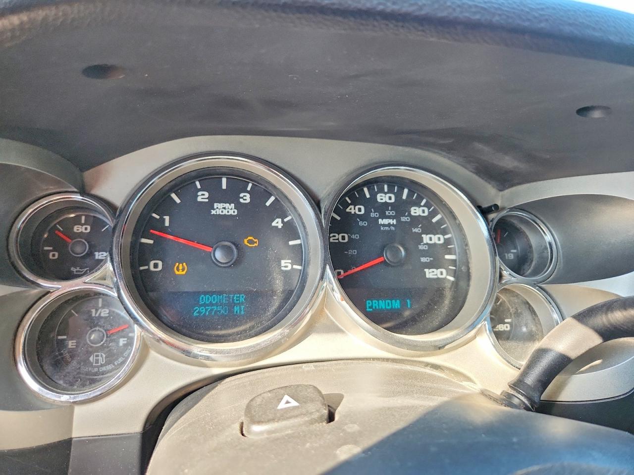 2007 Gmc Sierra K2500 Heavy Duty White vin: 1GTHK23697F516194