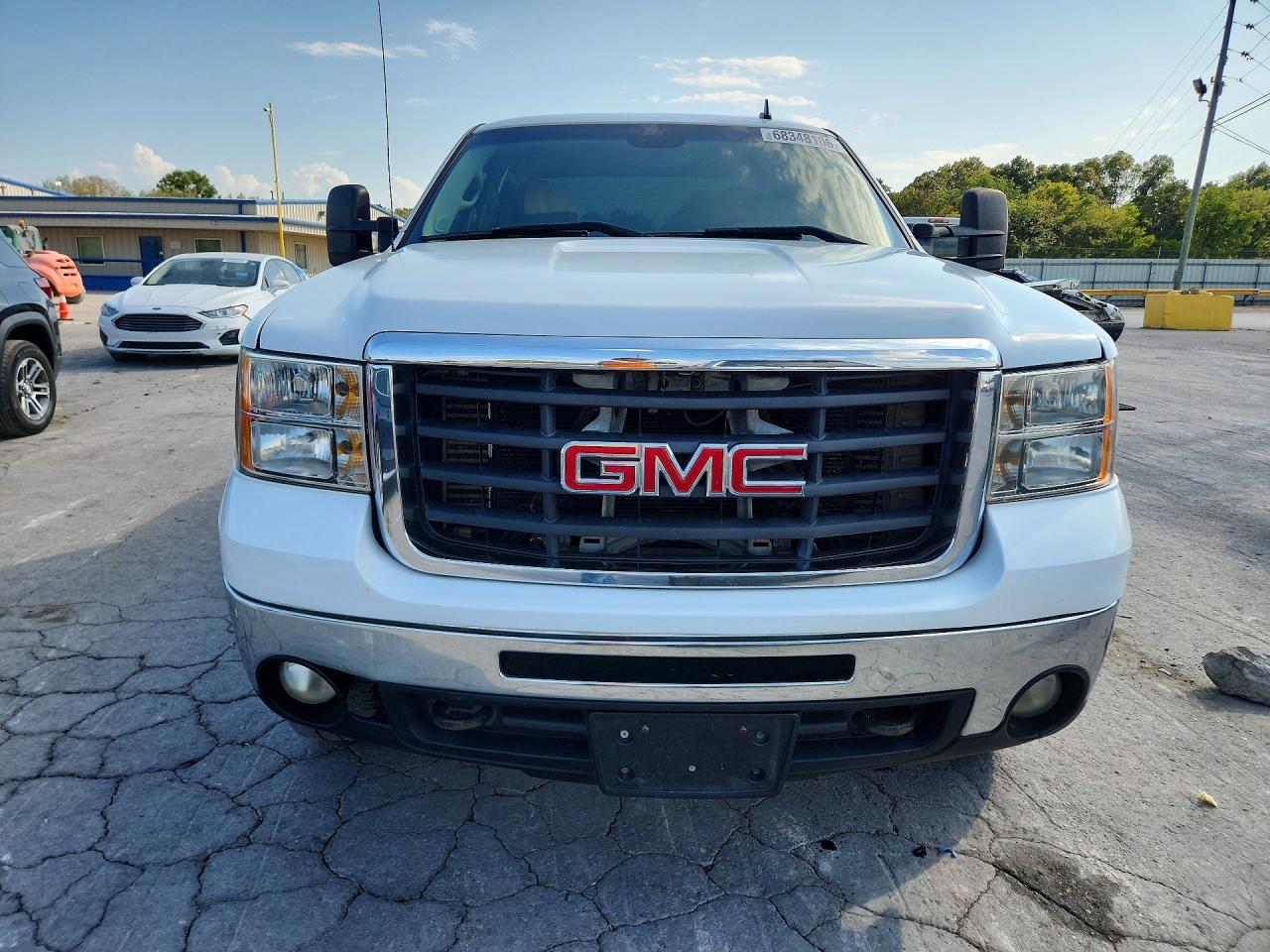 2007 Gmc Sierra K2500 Heavy Duty White vin: 1GTHK23697F516194
