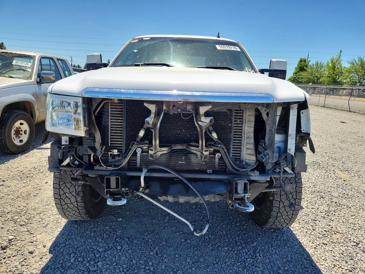 2007 Gmc Sierra K2500 Heavy Duty White vin: 1GTHK236X7F510548