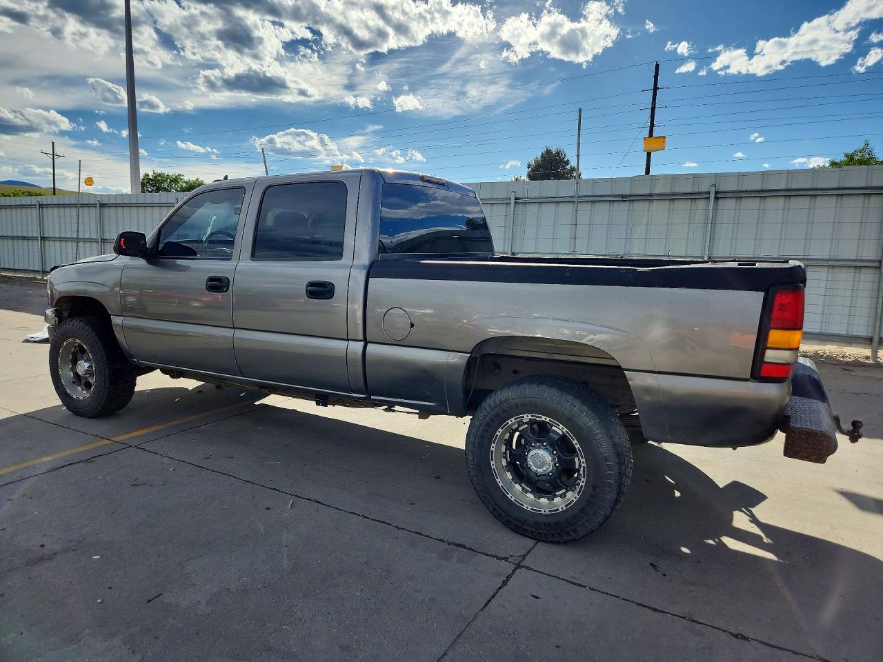 2006 Gmc Sierra K2500 Heavy Duty Gray vin: 1GTHK23D16F227016