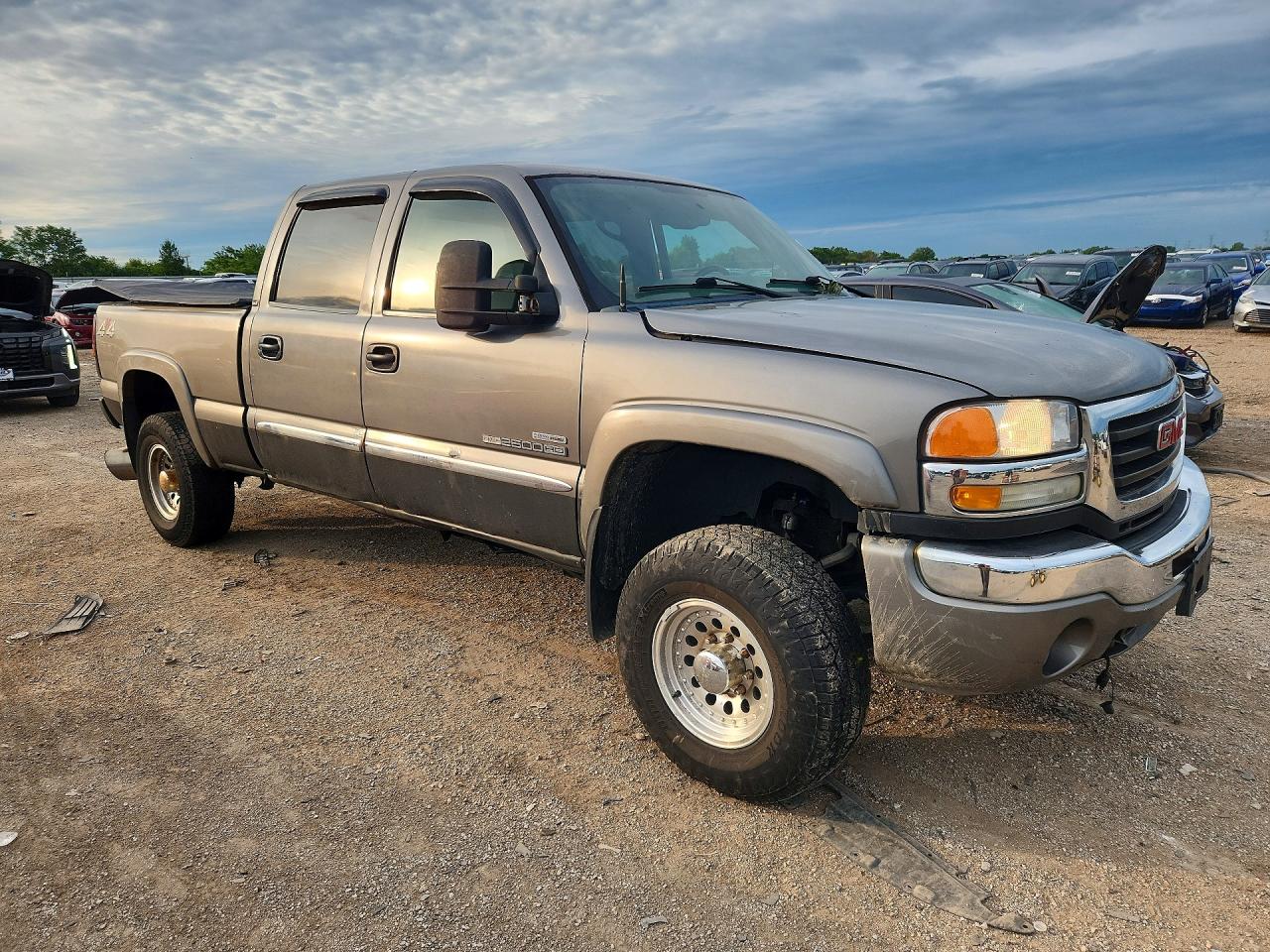 2007 Gmc Sierra K2500 Heavy Duty Tan vin: 1GTHK23D27F115259