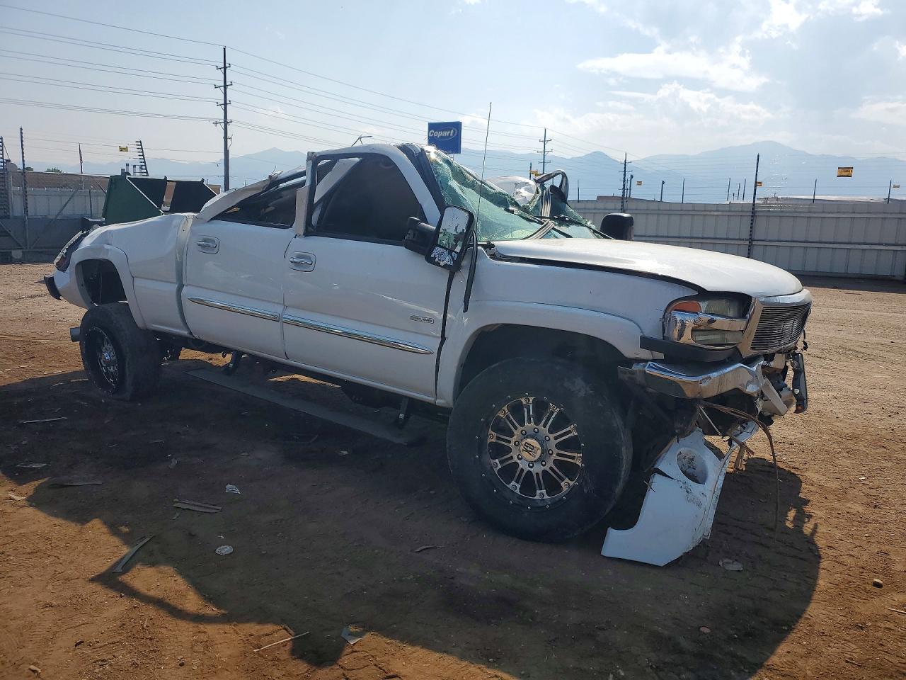 2007 Gmc Sierra K2500 Heavy Duty White vin: 1GTHK23D97F180531