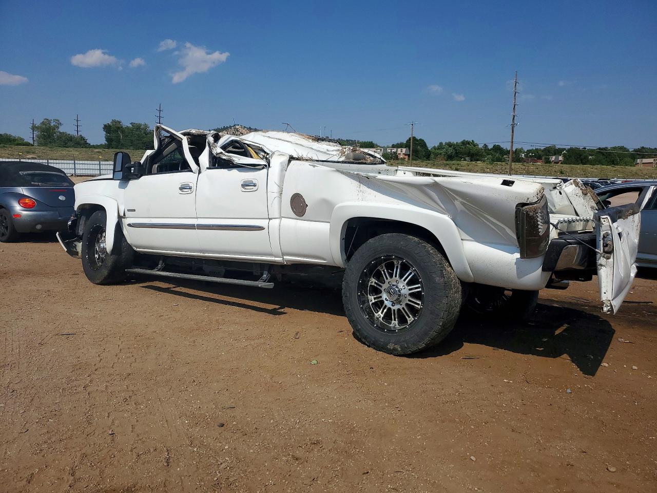 2007 Gmc Sierra K2500 Heavy Duty White vin: 1GTHK23D97F180531