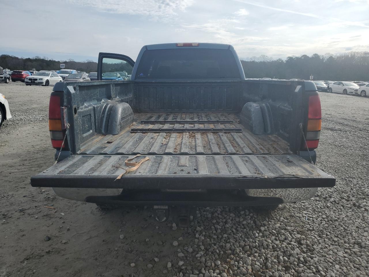 2007 Gmc Sierra K2500 Heavy Duty Green vin: 1GTHK23DX7F103103