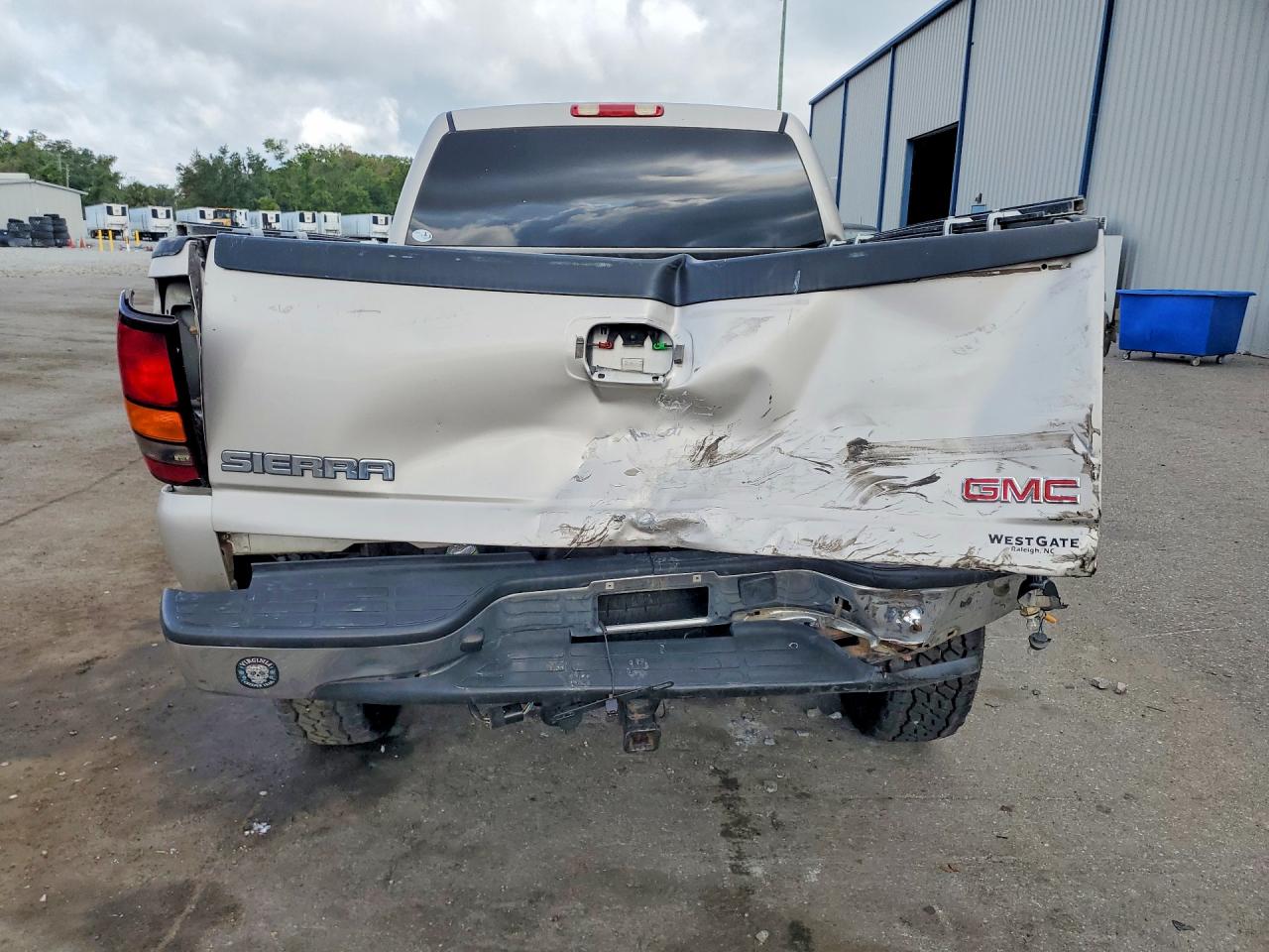 2005 Gmc Sierra K2500 Heavy Duty Tan vin: 1GTHK23G05F936092