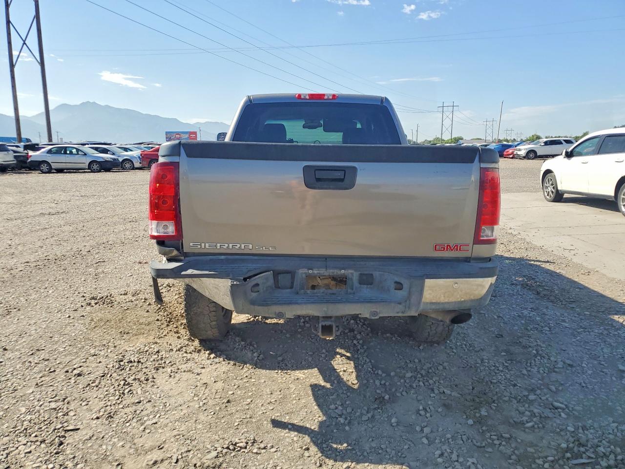 2008 Gmc Sierra K2500 Heavy Duty Gray vin: 1GTHK23K88F123351