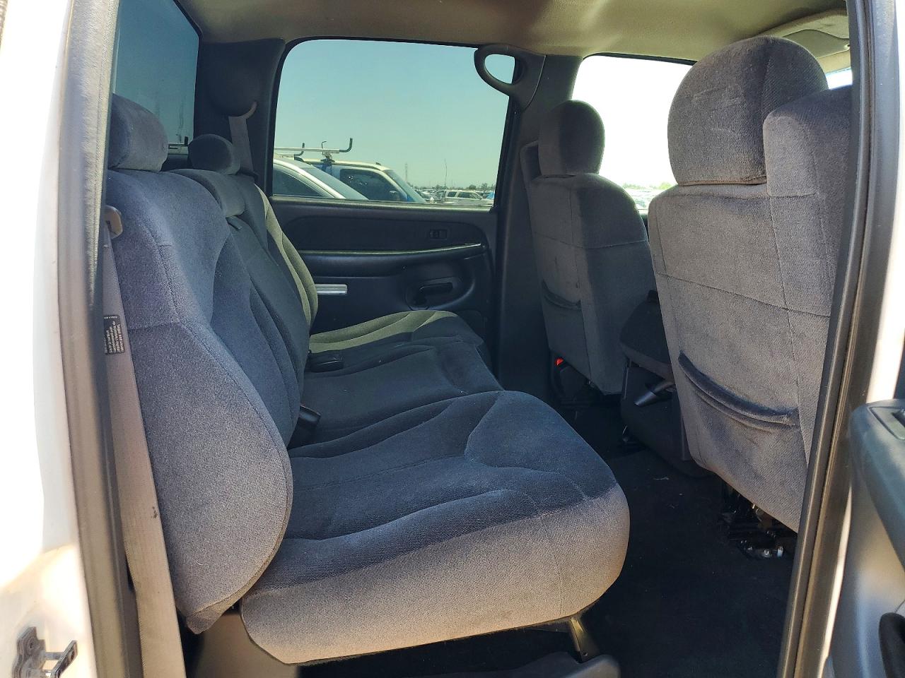 2001 Gmc Sierra K2500 Heavy Duty White vin: 1GTHK23U21F177722