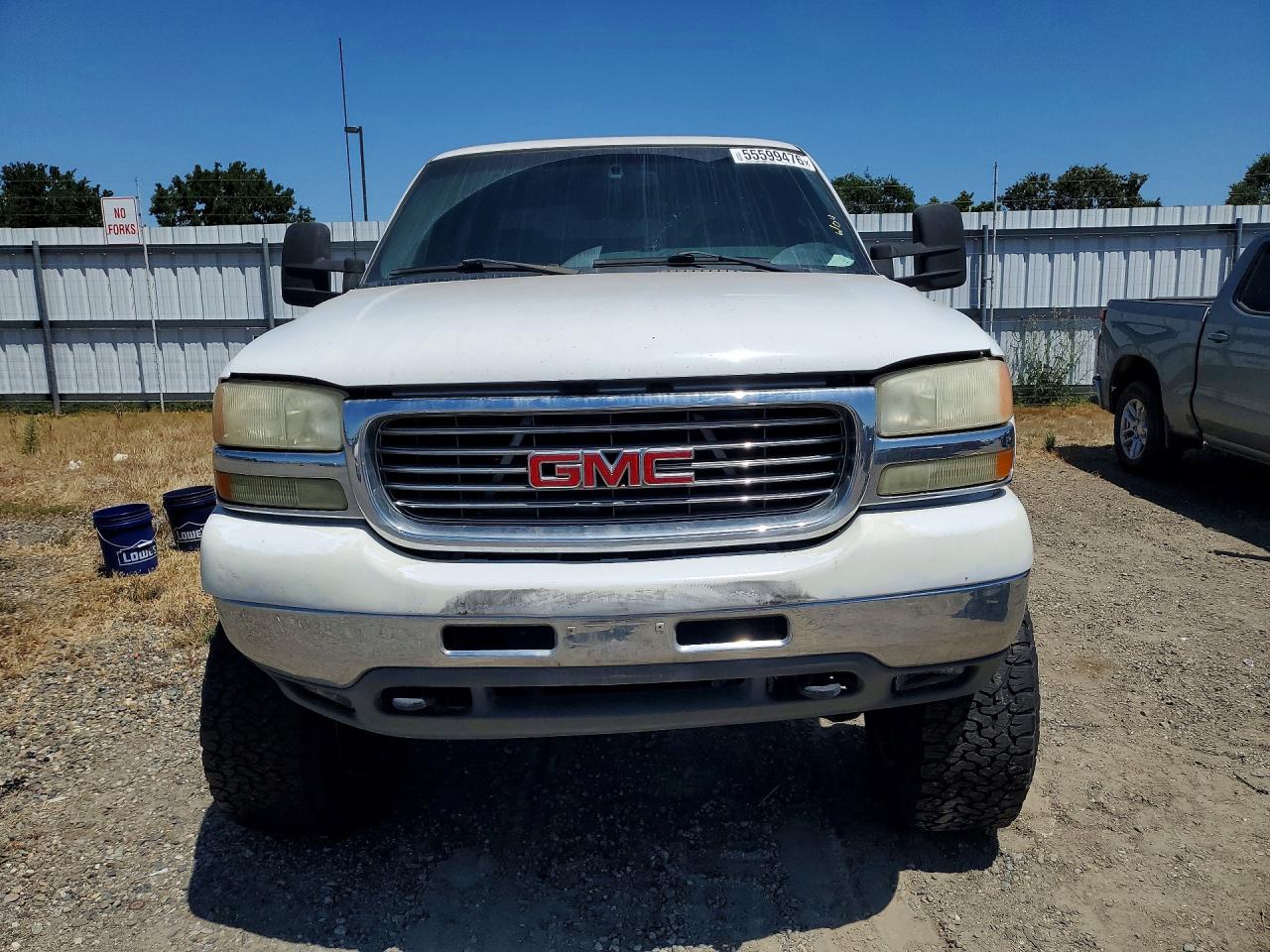 2001 Gmc Sierra K2500 Heavy Duty White vin: 1GTHK23U21F177722