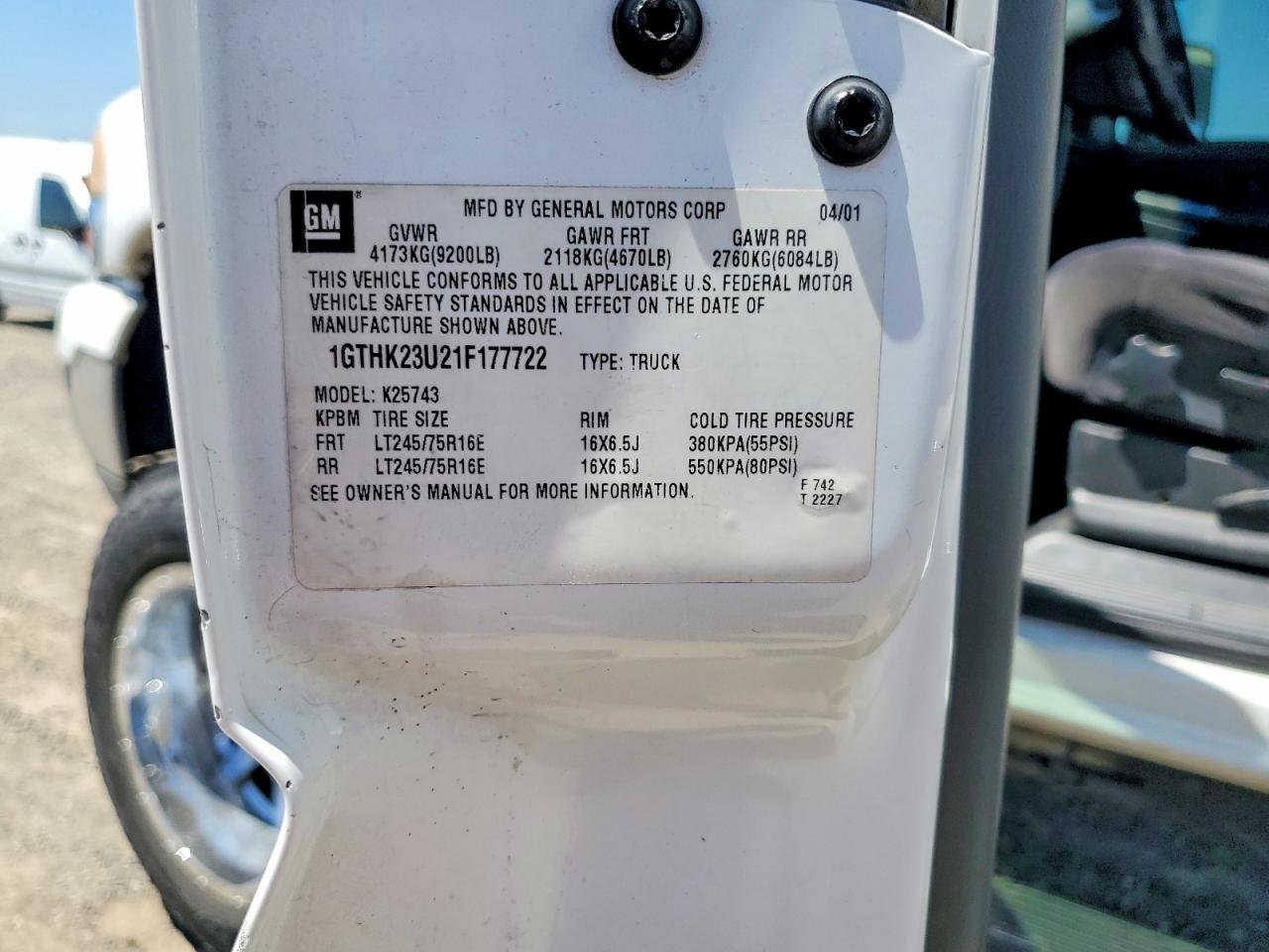 2001 Gmc Sierra K2500 Heavy Duty White vin: 1GTHK23U21F177722