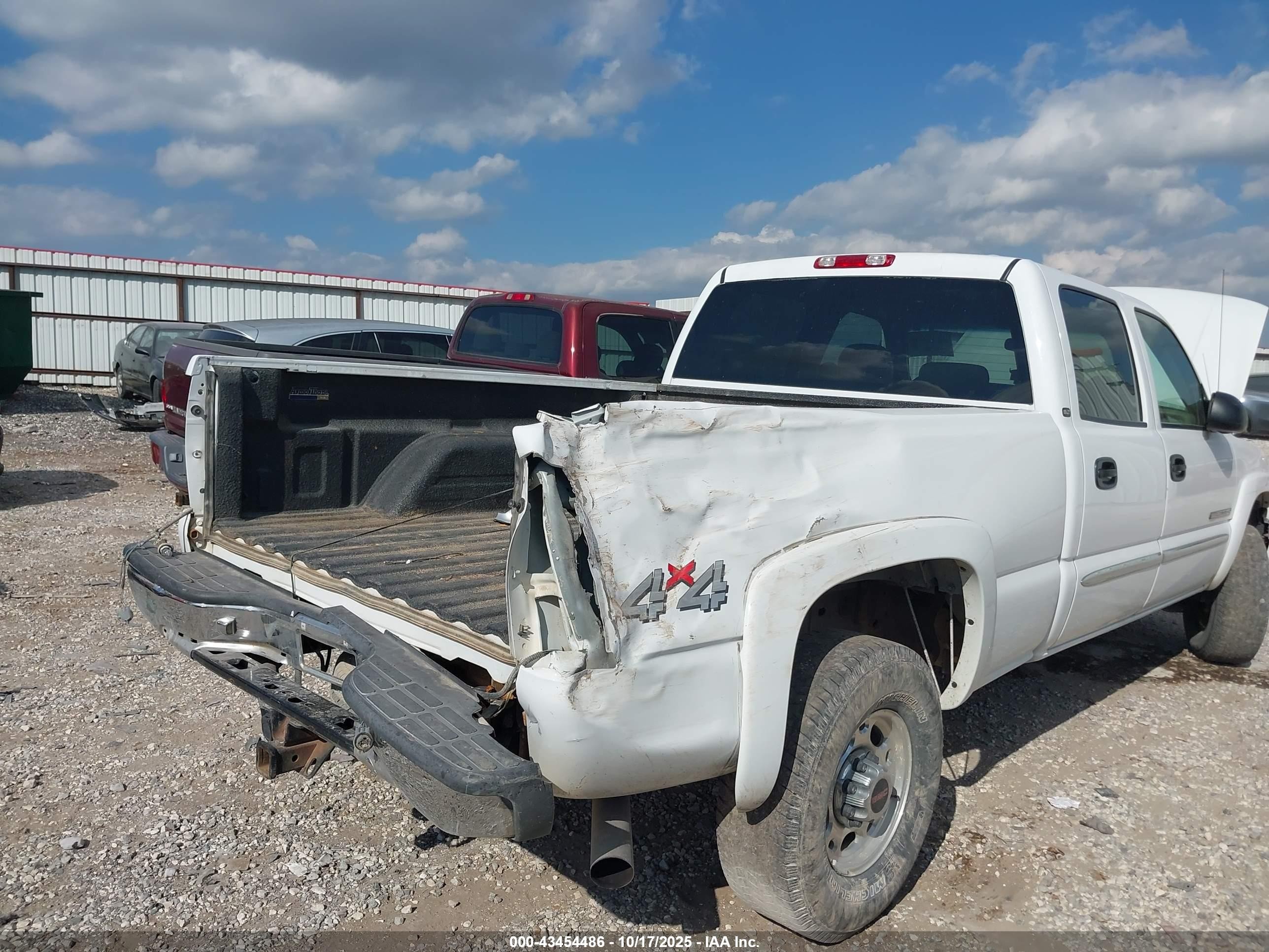 2004 Gmc Sierra 2500hd Slt White vin: 1GTHK23U64F209866