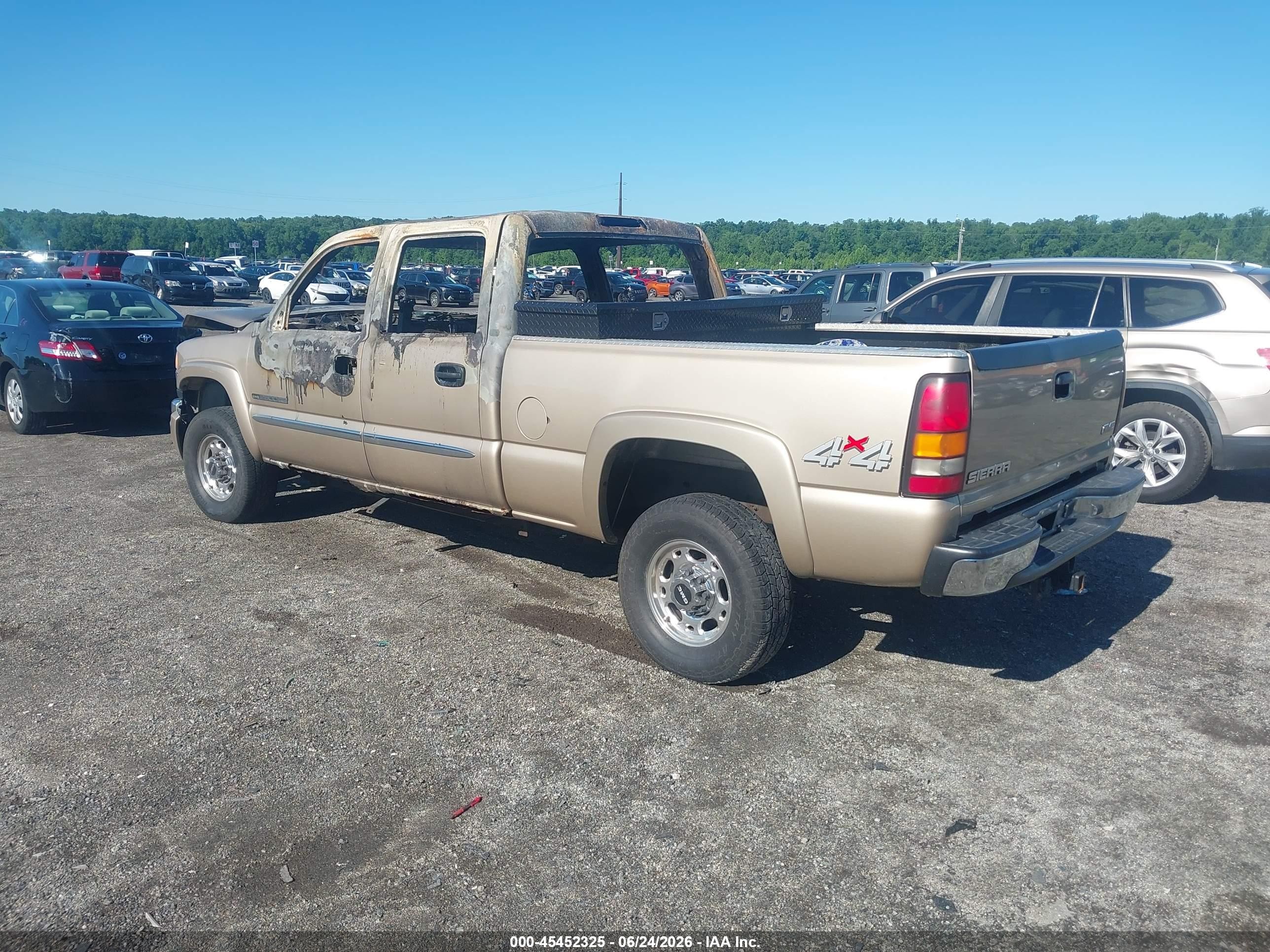 2004 Gmc Sierra 2500hd Slt Gold vin: 1GTHK23U74F156112