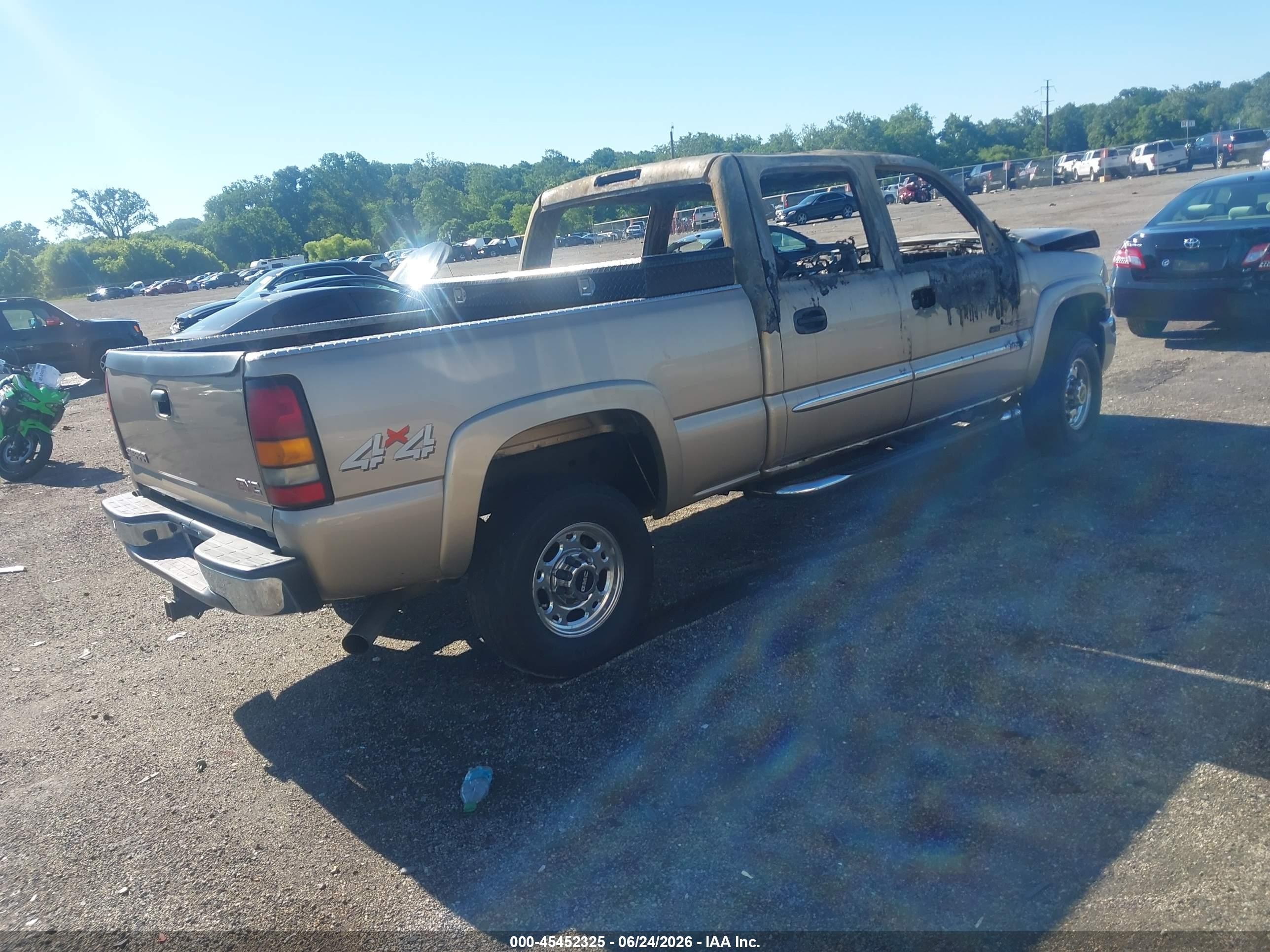 2004 Gmc Sierra 2500hd Slt Gold vin: 1GTHK23U74F156112