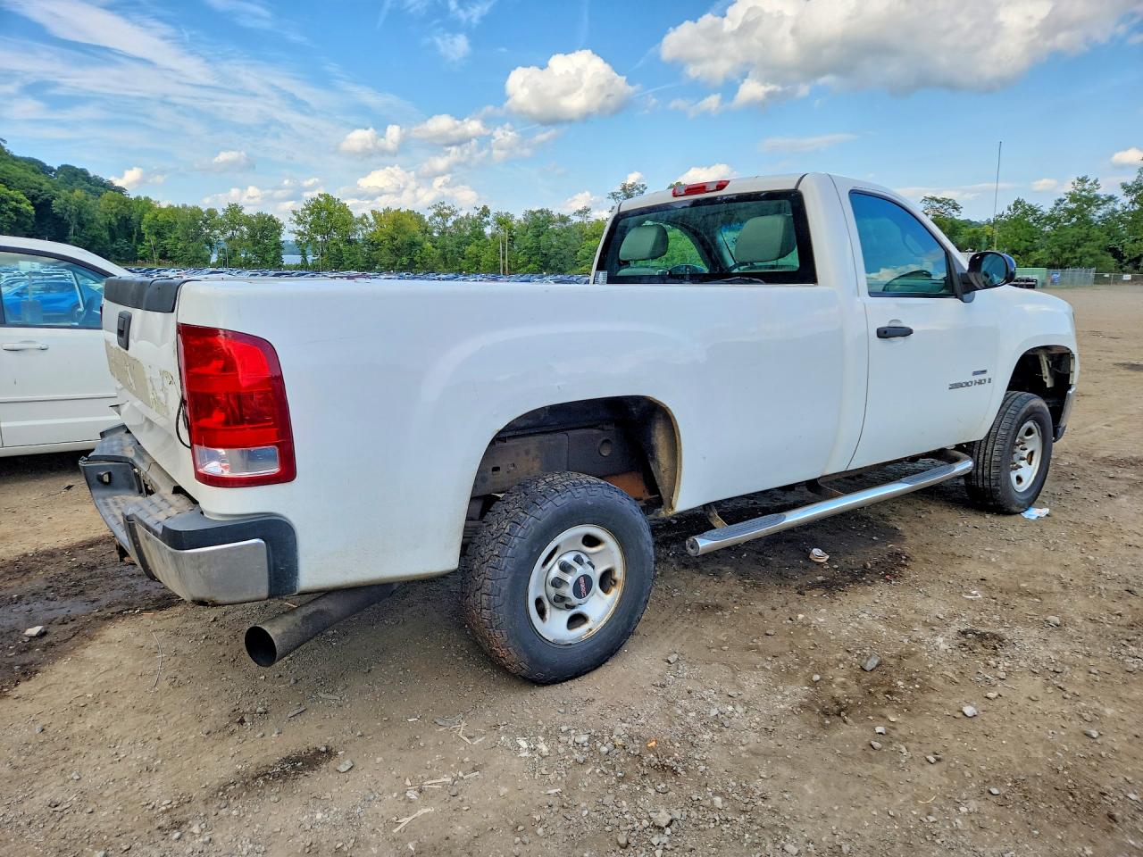 2007 Gmc Sierra K2500 Heavy Duty Белый vin: 1GTHK24697E567098