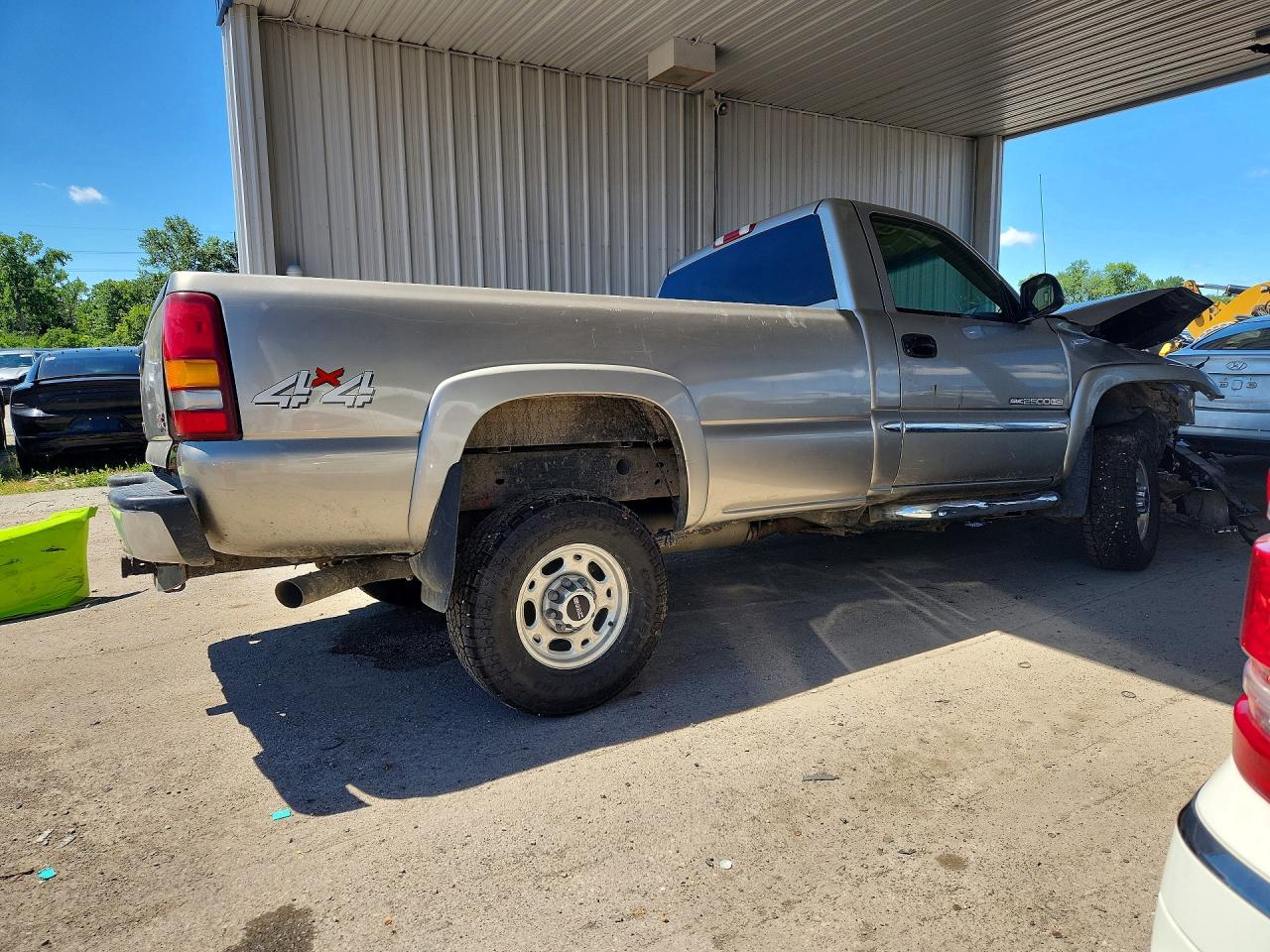 2003 Gmc Sierra K2500 Heavy Duty Tan vin: 1GTHK24U13E100718
