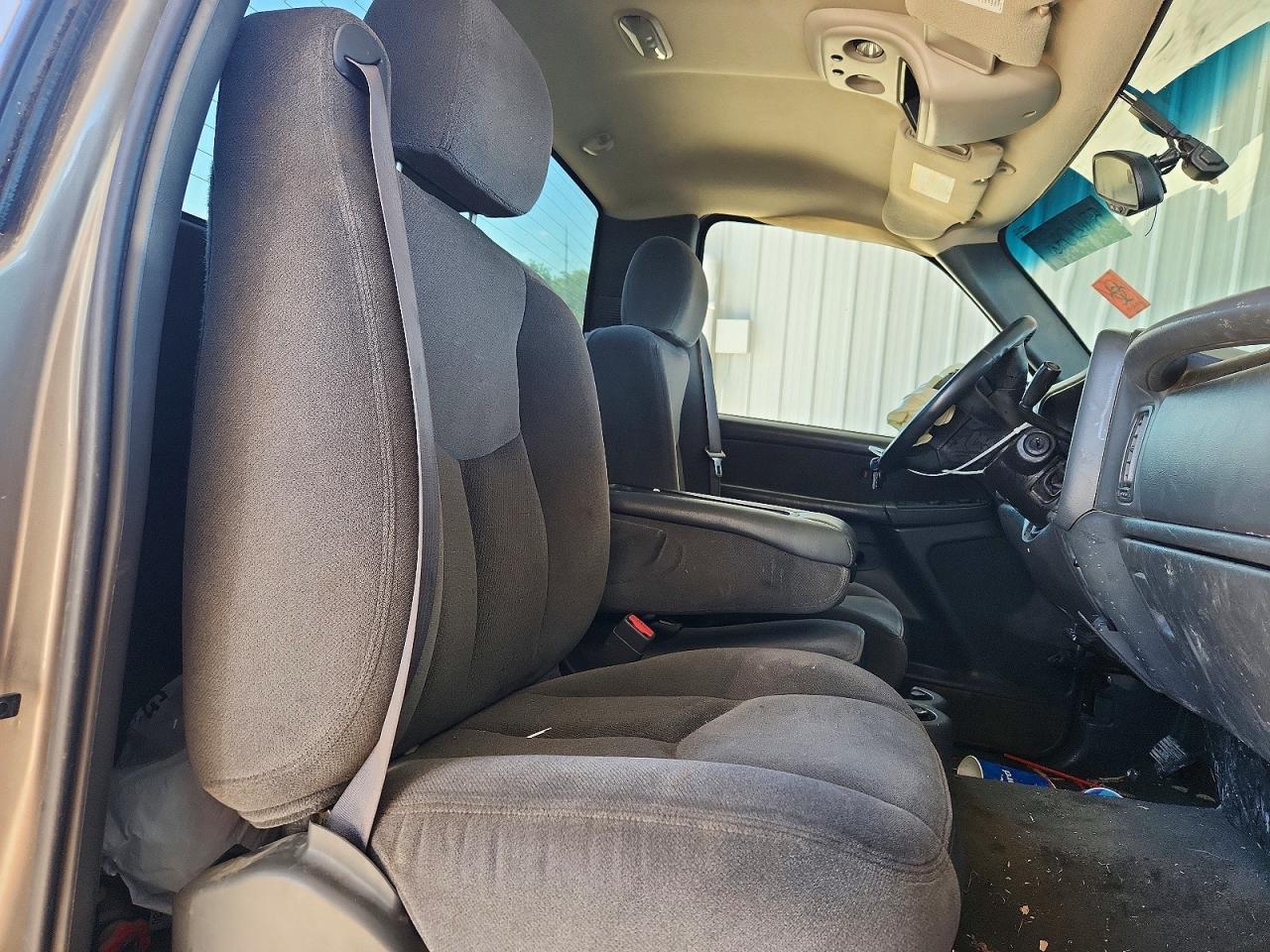 2003 Gmc Sierra K2500 Heavy Duty Tan vin: 1GTHK24U13E100718