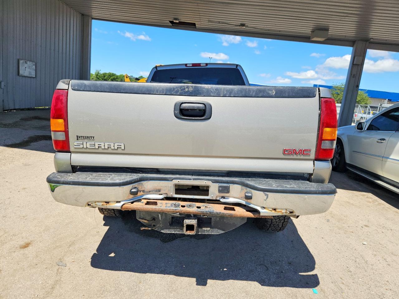 2003 Gmc Sierra K2500 Heavy Duty Tan vin: 1GTHK24U13E100718