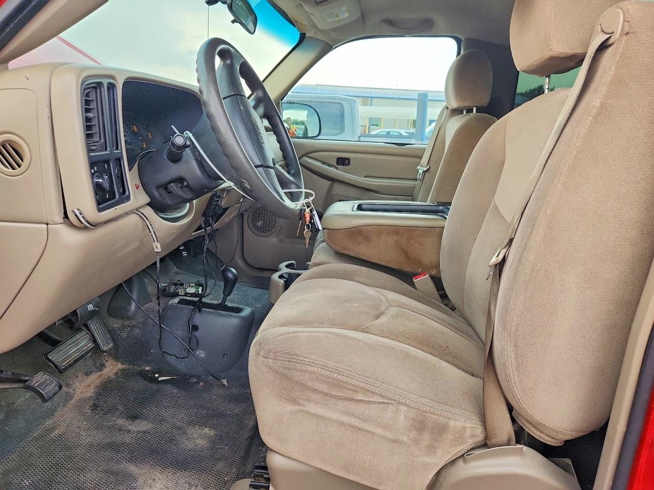2004 Gmc Sierra K2500 Heavy Duty Red vin: 1GTHK24U24E300685