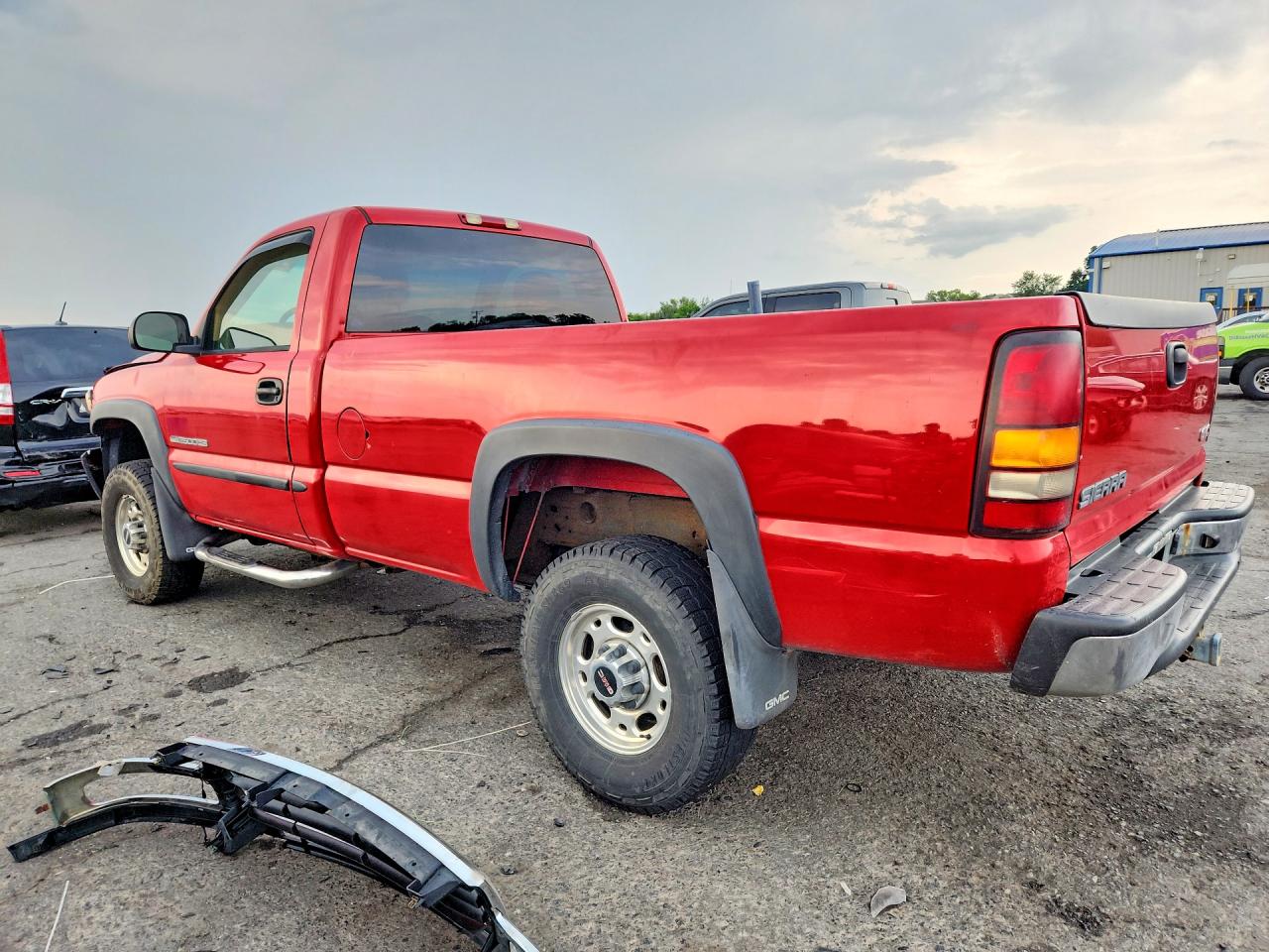 2004 Gmc Sierra K2500 Heavy Duty Red vin: 1GTHK24U24E300685