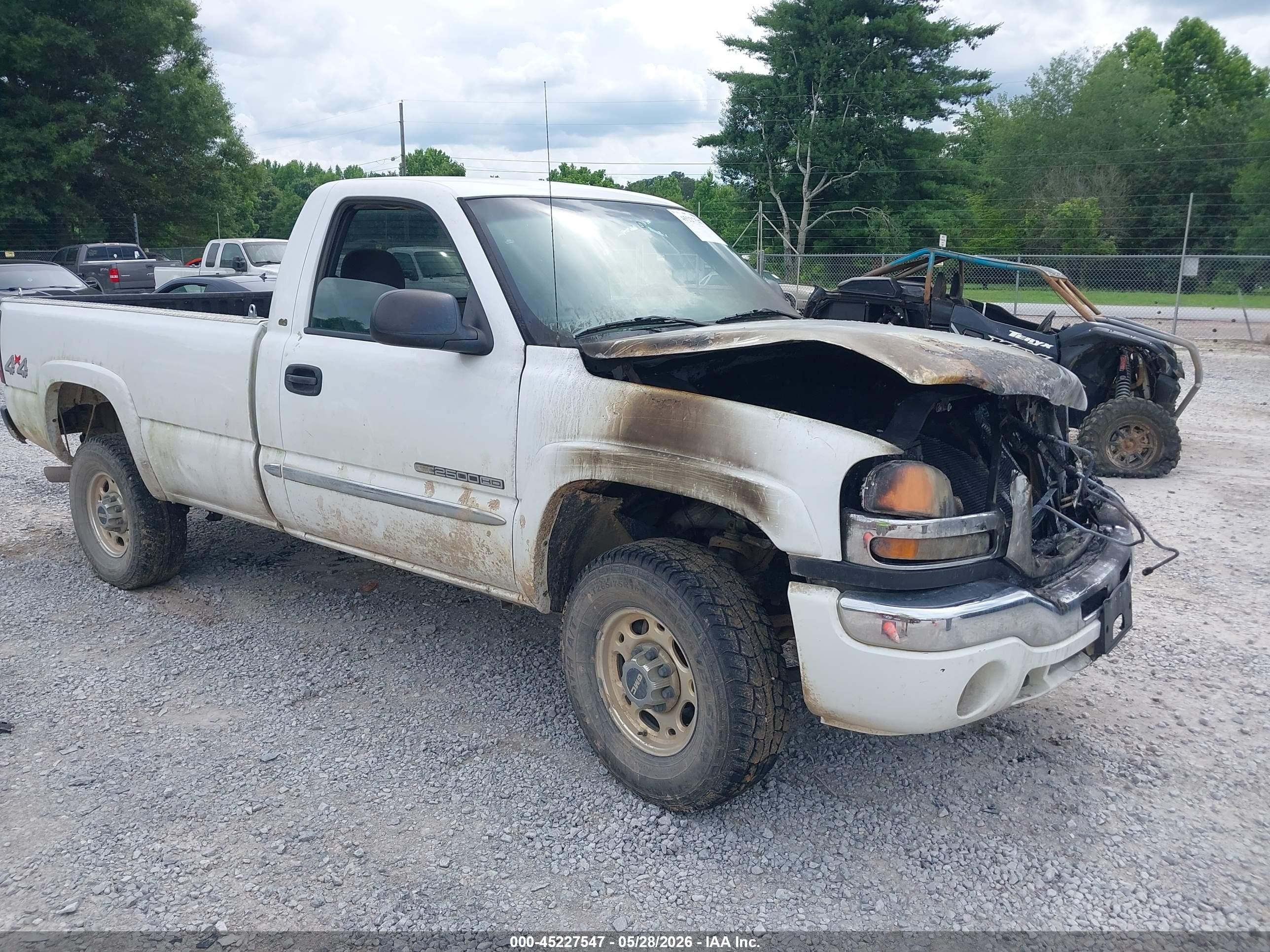 2005 Gmc Sierra 2500hd Sle White vin: 1GTHK24U25E344851