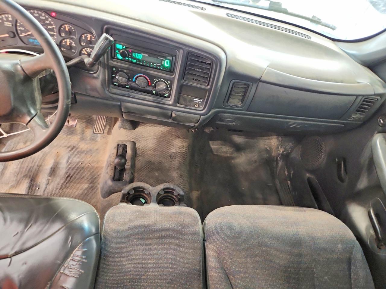 2002 Gmc Sierra K2500 Heavy Duty White vin: 1GTHK24U62Z228931