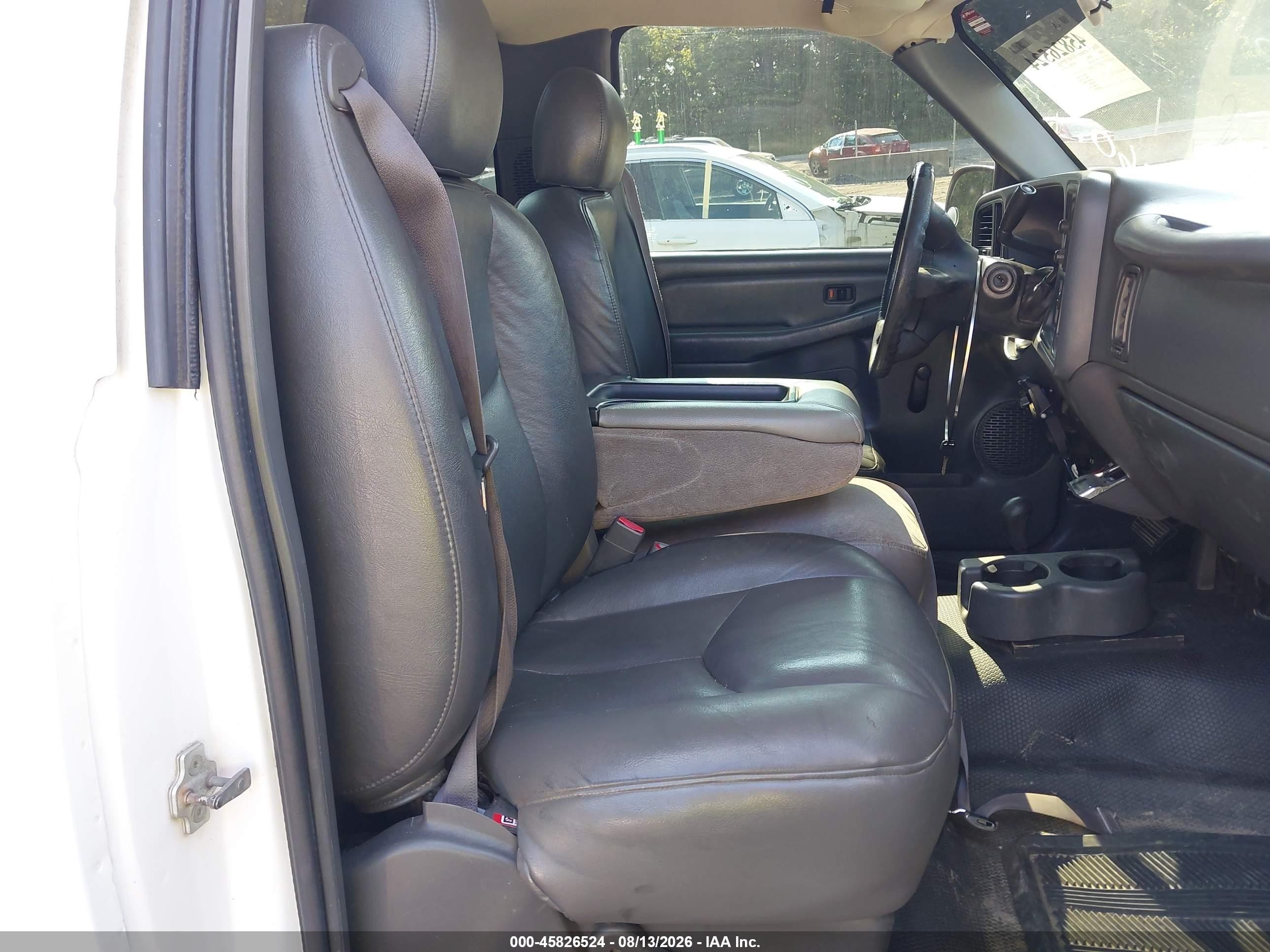2006 Gmc Sierra 2500hd Work Truck White vin: 1GTHK24UX6E266384