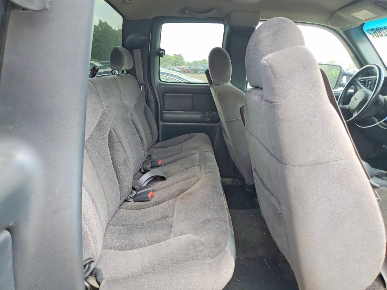 2002 Gmc Sierra K2500 Heavy Duty Beige vin: 1GTHK29102E107785