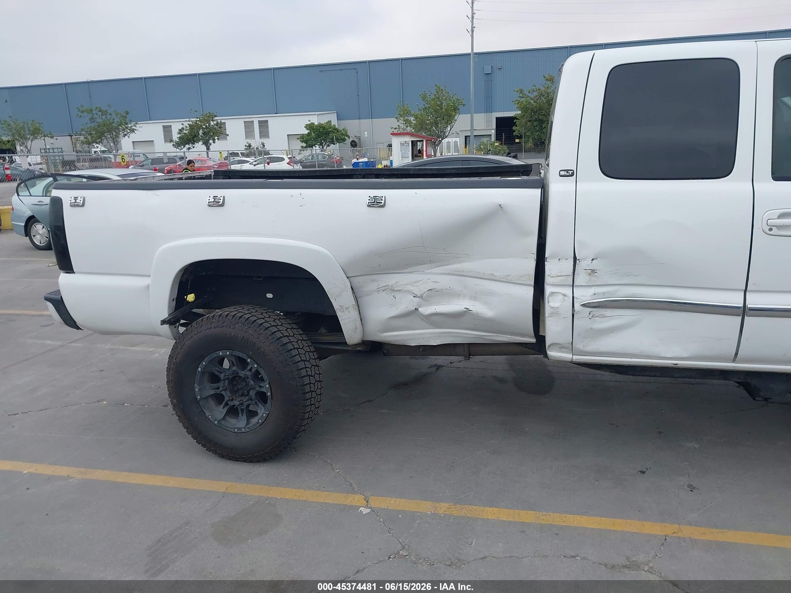 2003 Gmc Sierra 2500hd Slt White vin: 1GTHK29103E322035