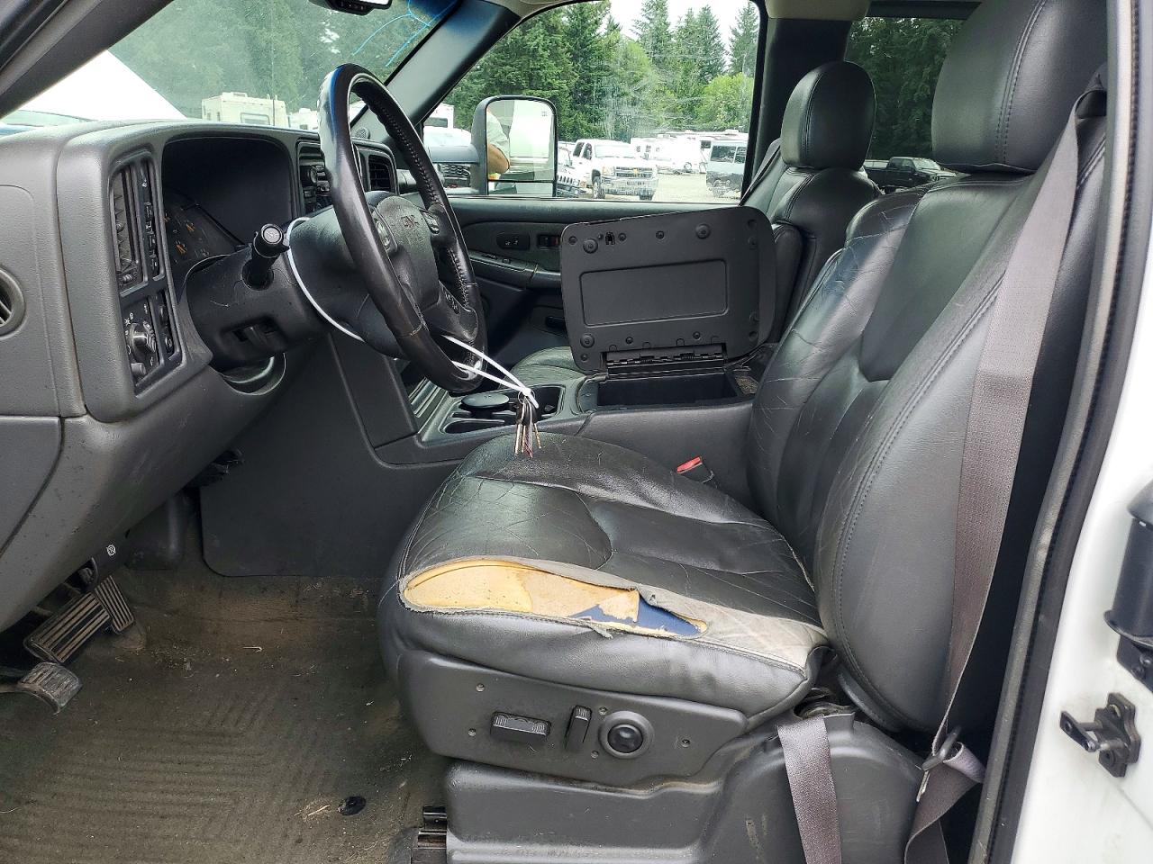2003 Gmc Sierra K2500 Heavy Duty White vin: 1GTHK29123E256782