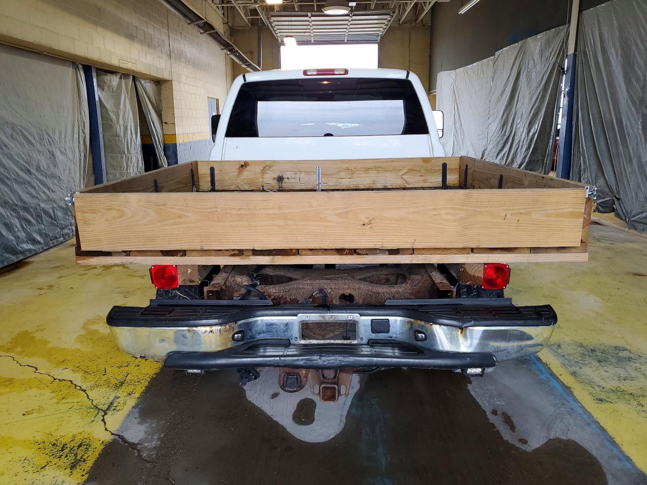 2006 Gmc Sierra K2500 Heavy Duty White vin: 1GTHK29D16E181748
