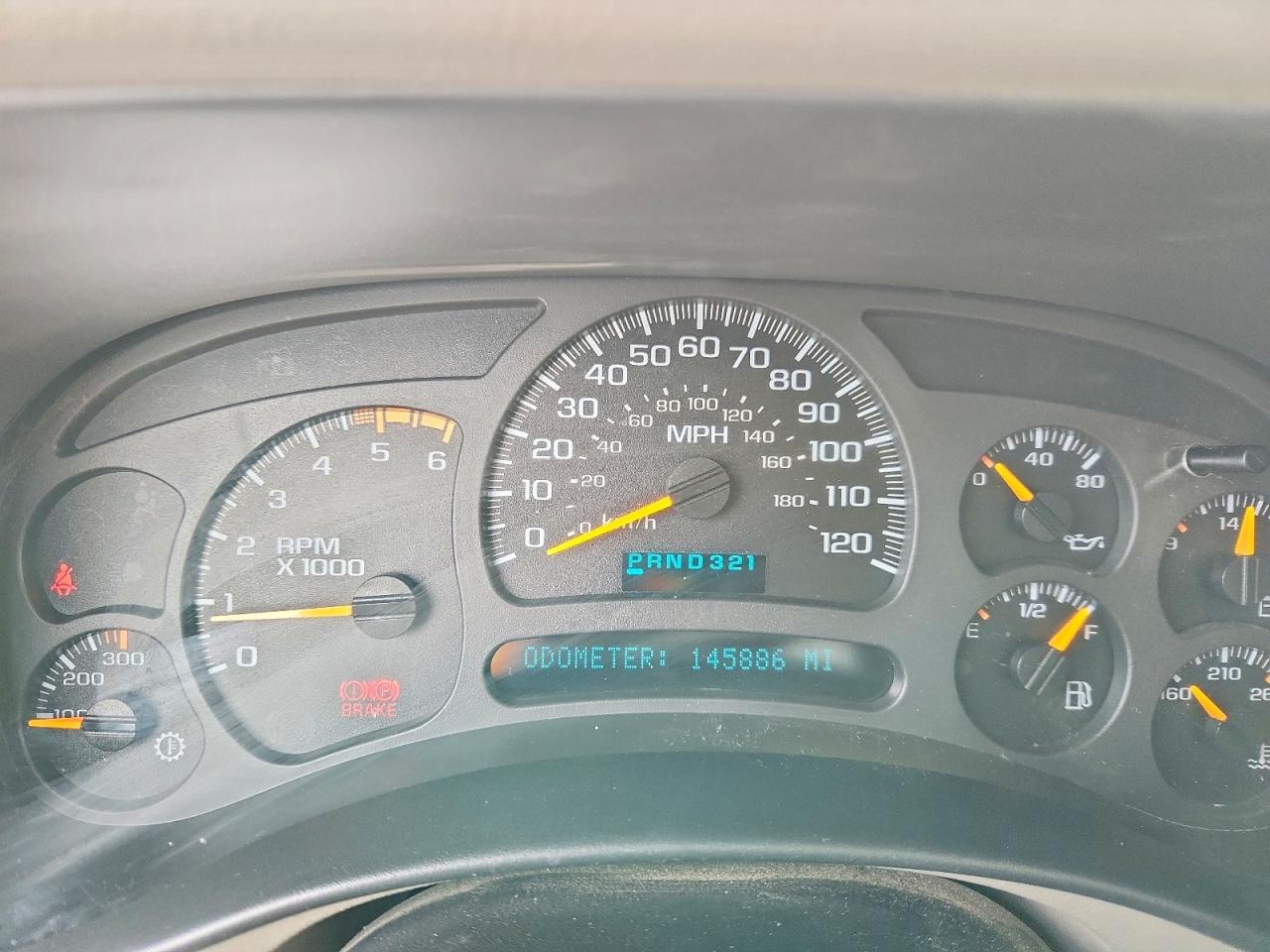 2003 Gmc Sierra K2500 Heavy Duty White vin: 1GTHK29G03E102477