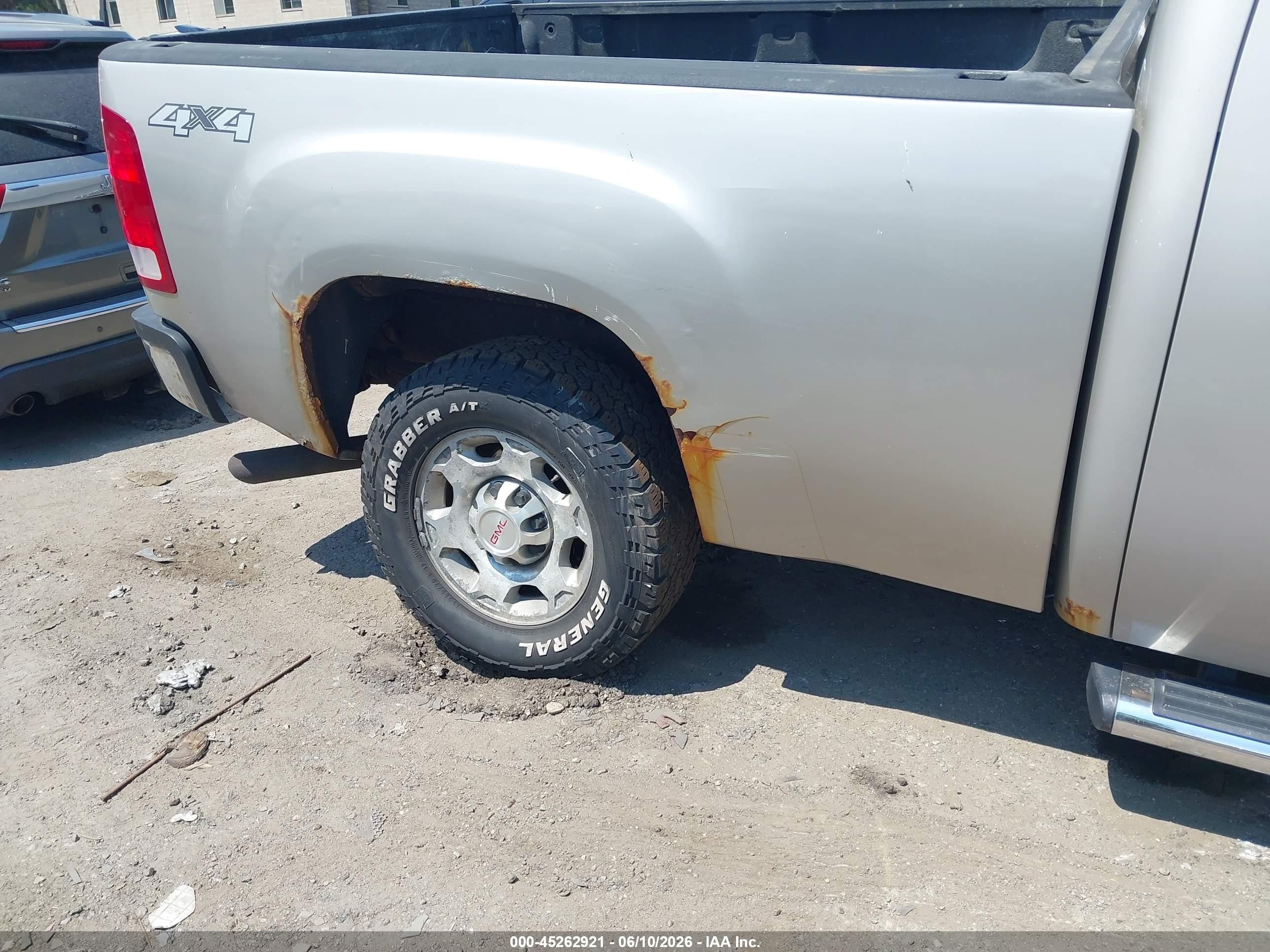 2008 Gmc Sierra 2500hd Work Truck Beige vin: 1GTHK29K18E170072