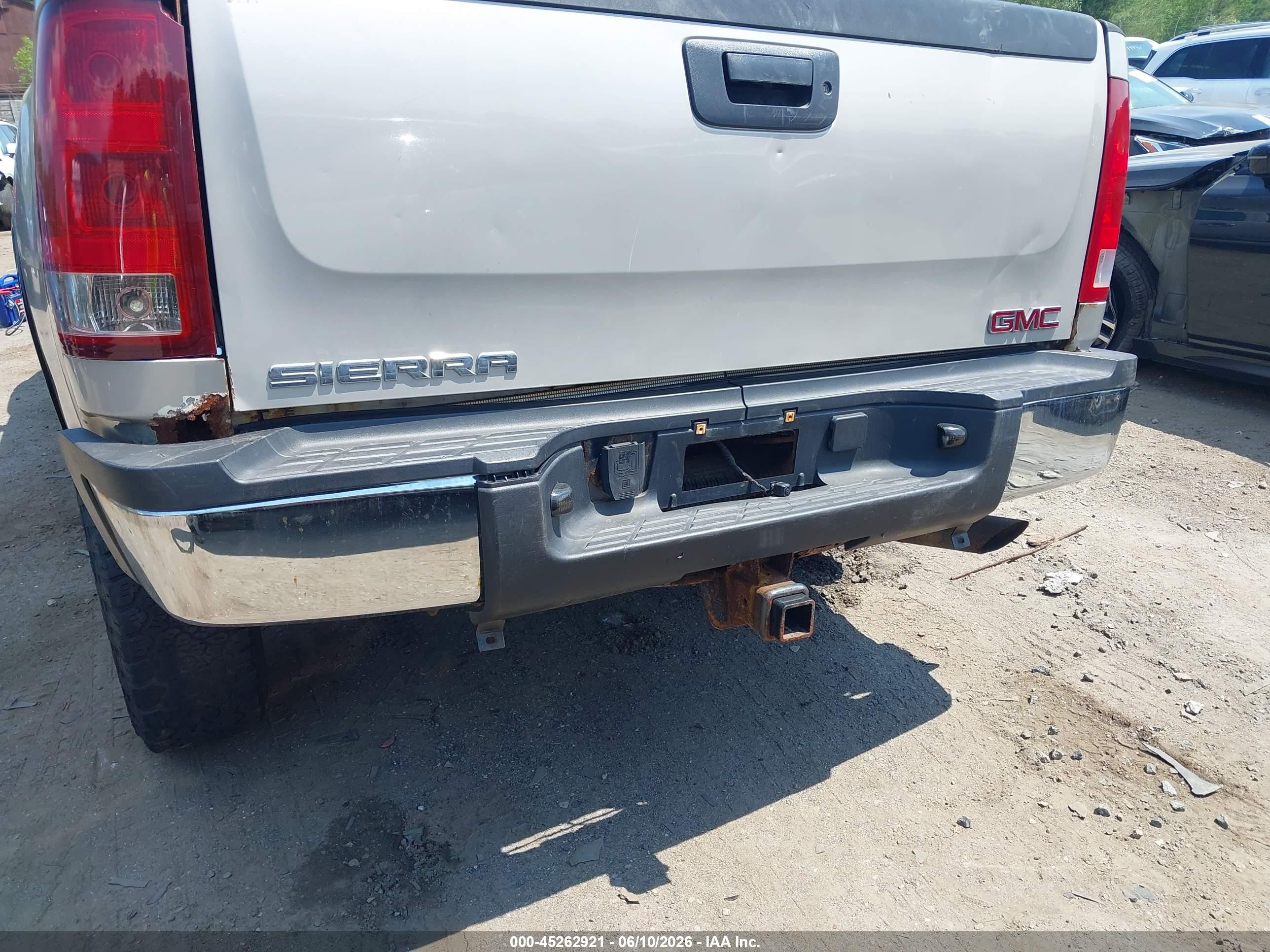 2008 Gmc Sierra 2500hd Work Truck Beige vin: 1GTHK29K18E170072