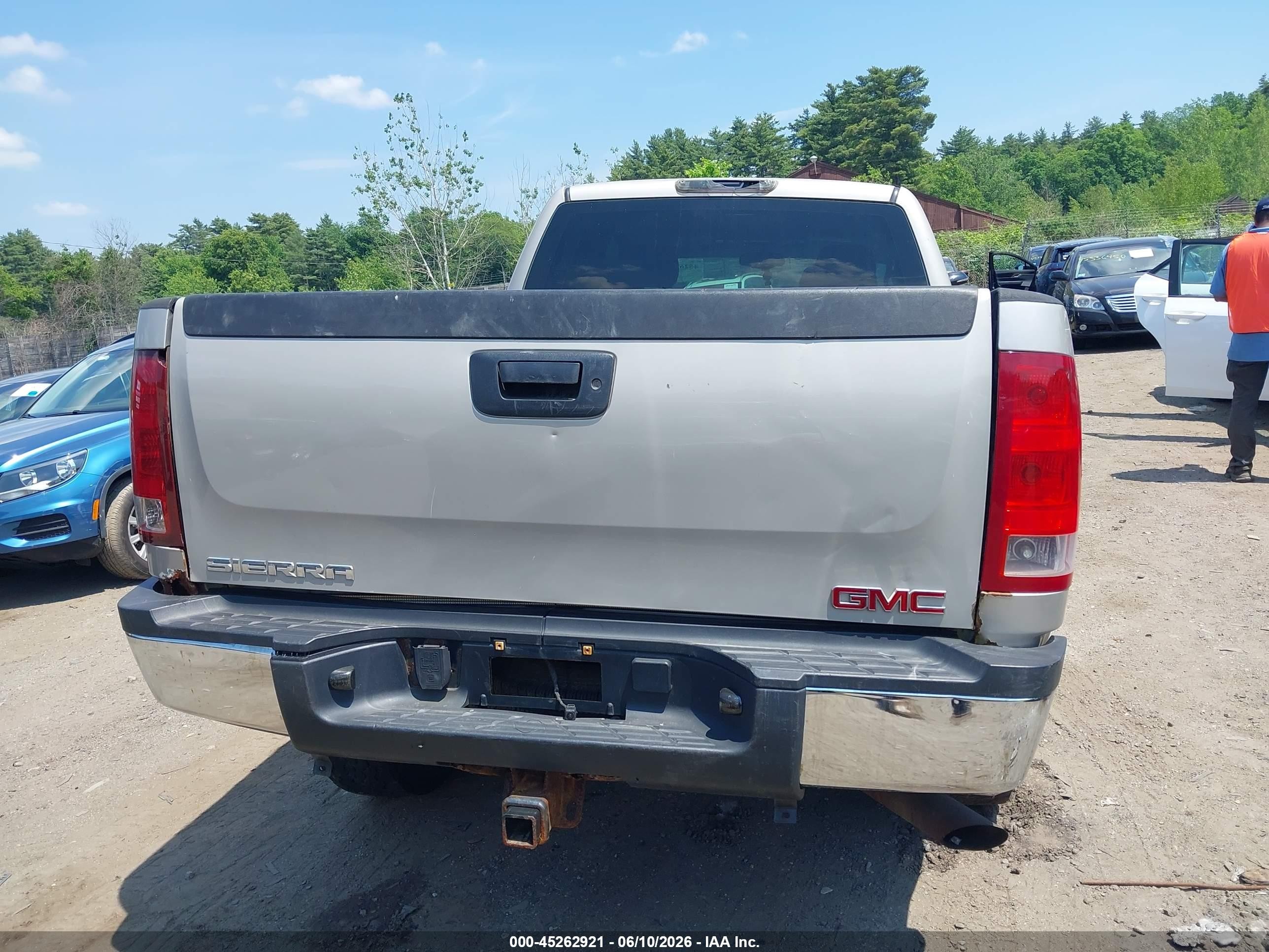 2008 Gmc Sierra 2500hd Work Truck Beige vin: 1GTHK29K18E170072