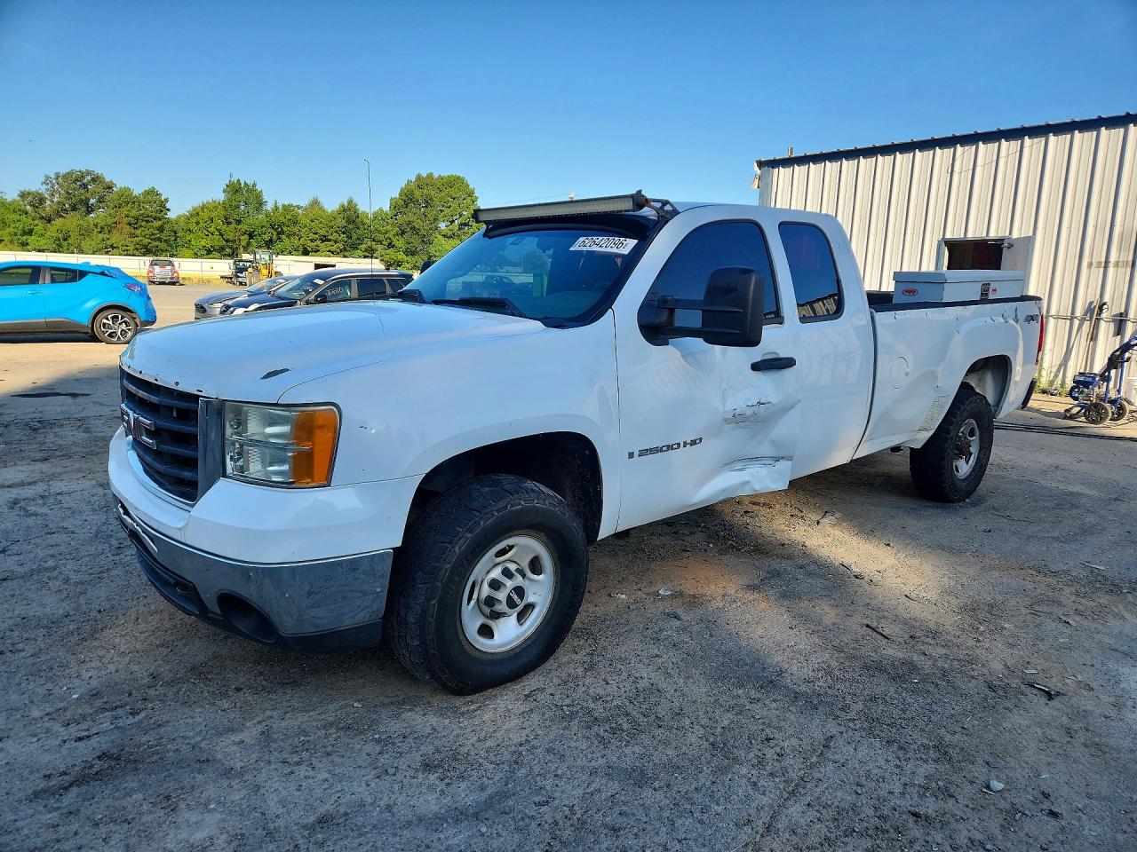 2007 Gmc Sierra K2500 Heavy Duty White vin: 1GTHK29K37E591497
