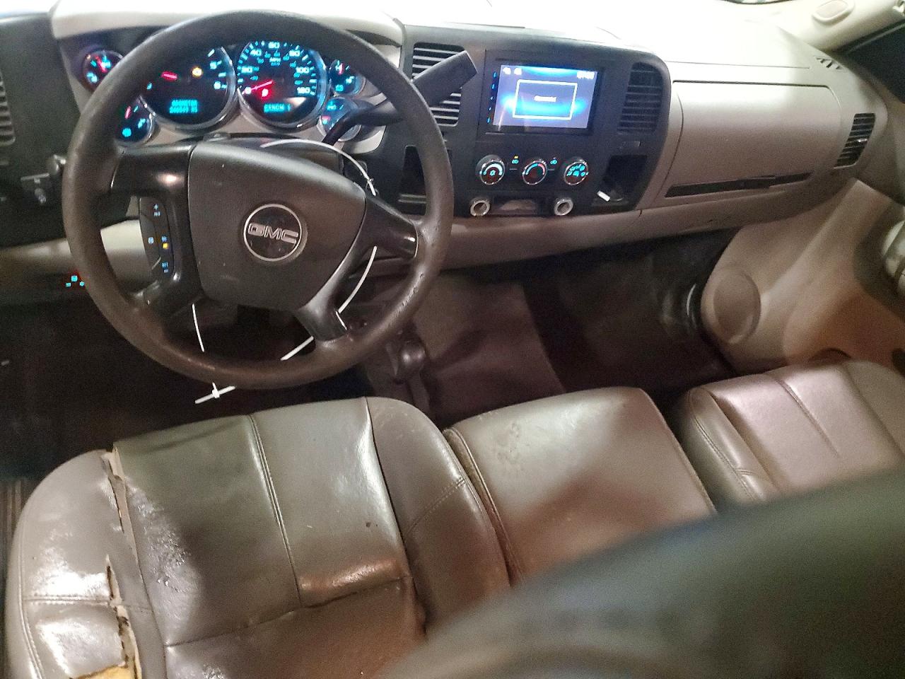 2007 Gmc Sierra K2500 Heavy Duty White vin: 1GTHK29K87E603983