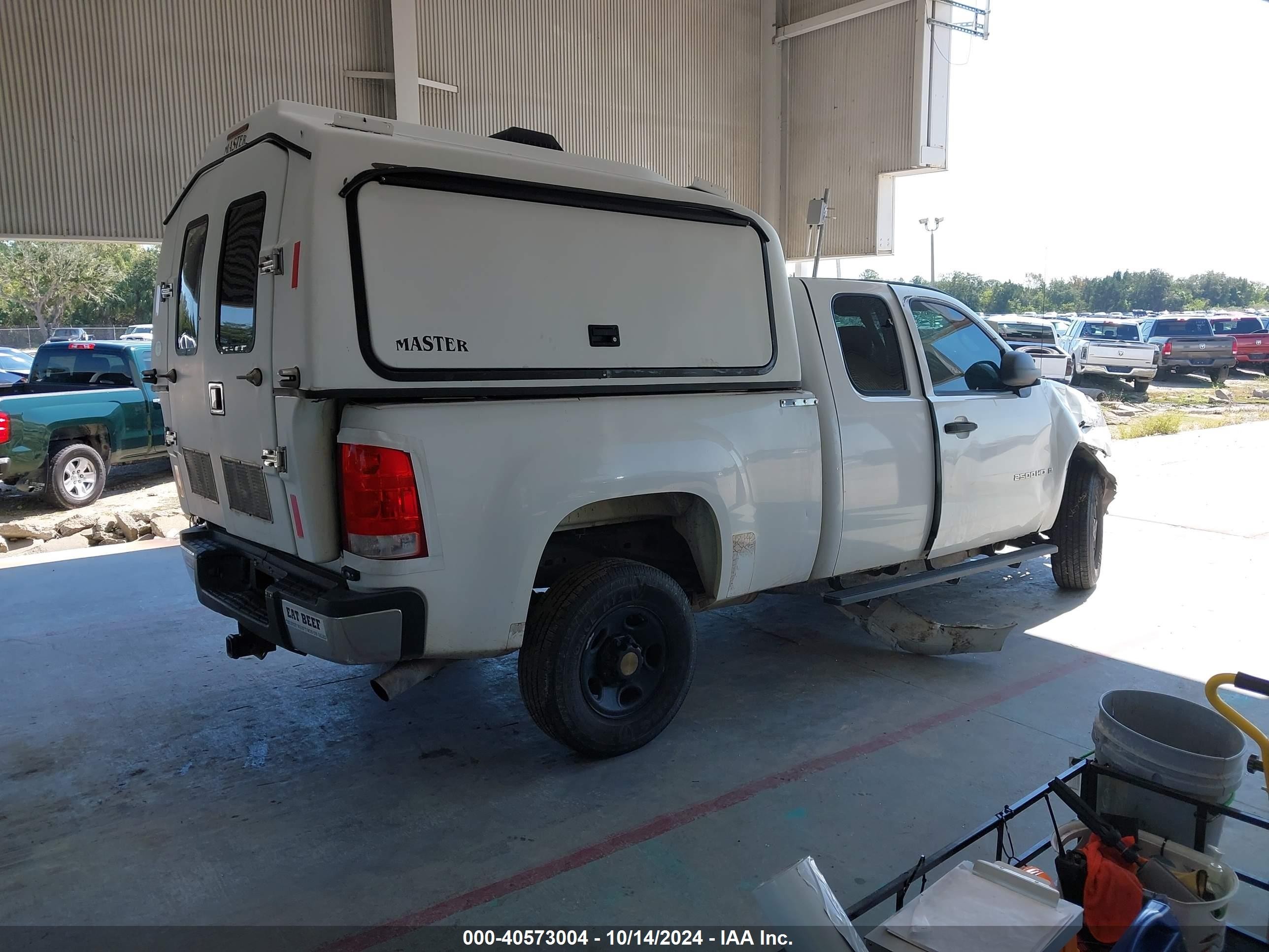2008 Gmc Sierra 2500hd Work Truck White vin: 1GTHK29K88E101945