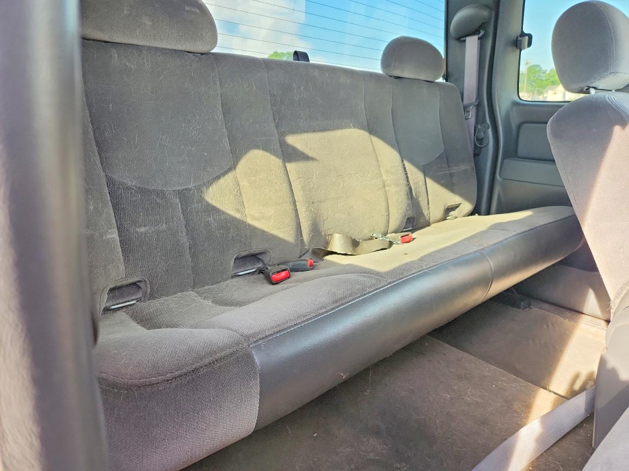 2005 Gmc Sierra K2500 Heavy Duty Burgundy vin: 1GTHK29U05E343948