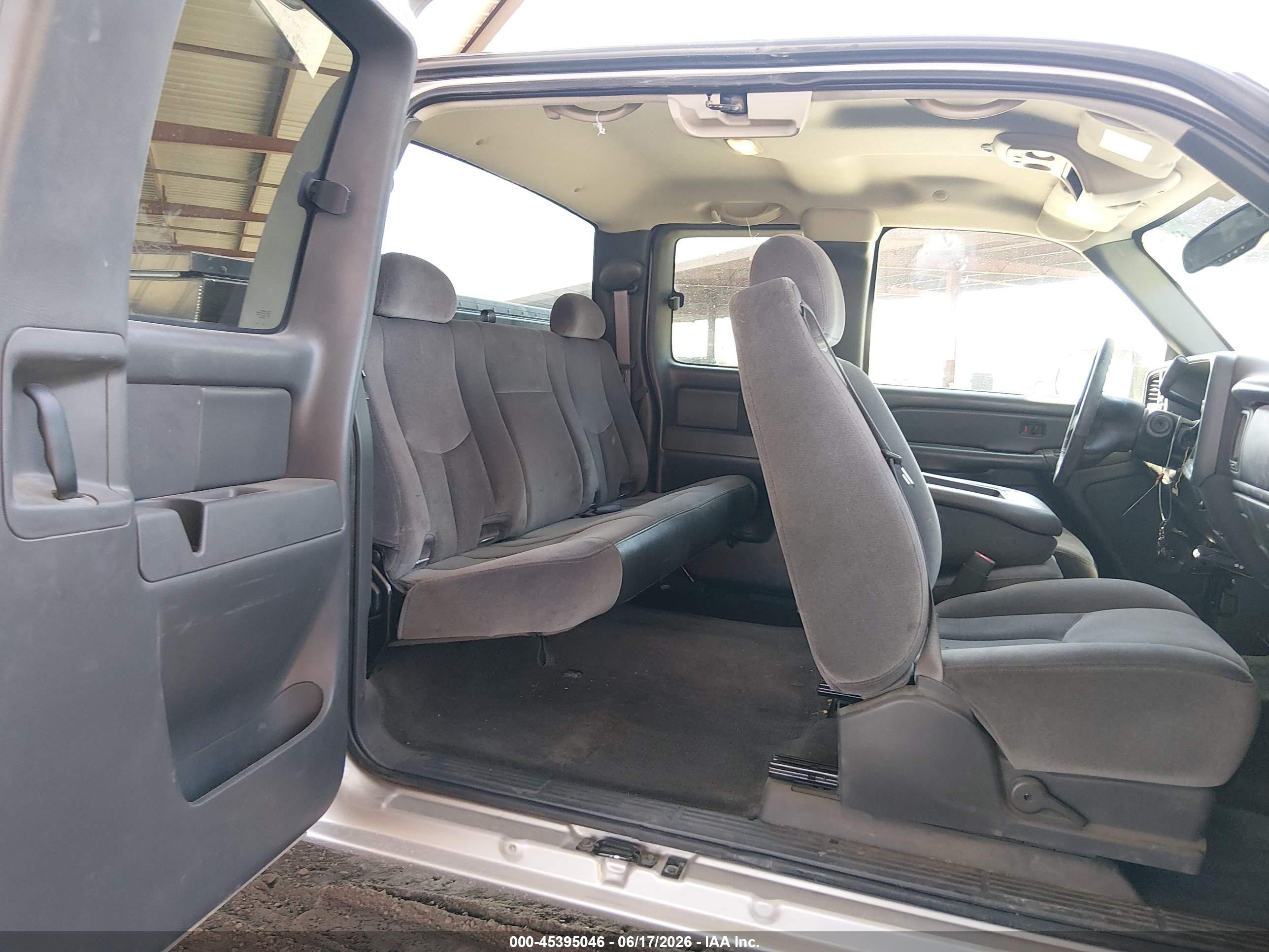 2005 Gmc Sierra 2500hd Sle Silver vin: 1GTHK29U35E257307