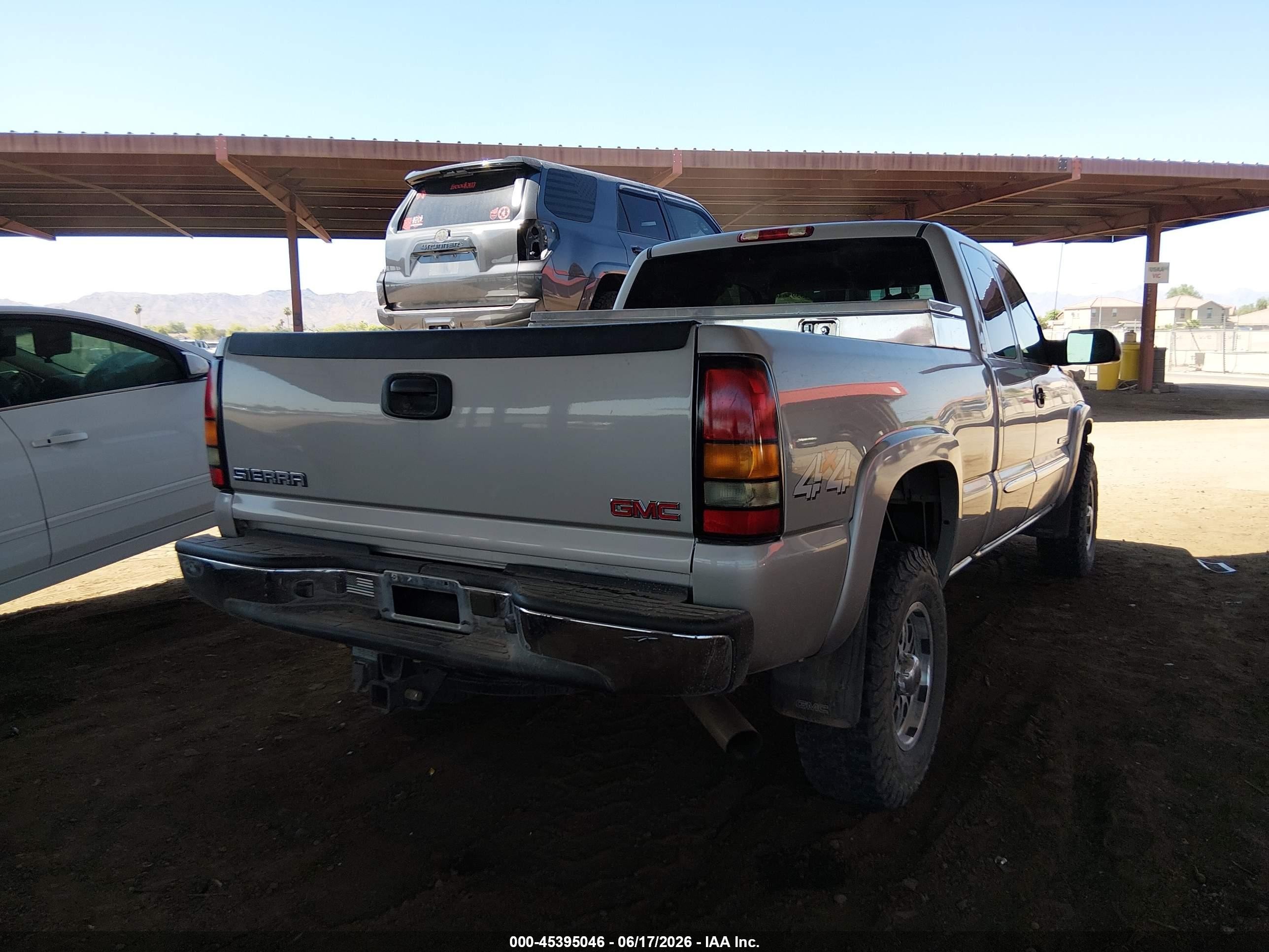 2005 Gmc Sierra 2500hd Sle Silver vin: 1GTHK29U35E257307