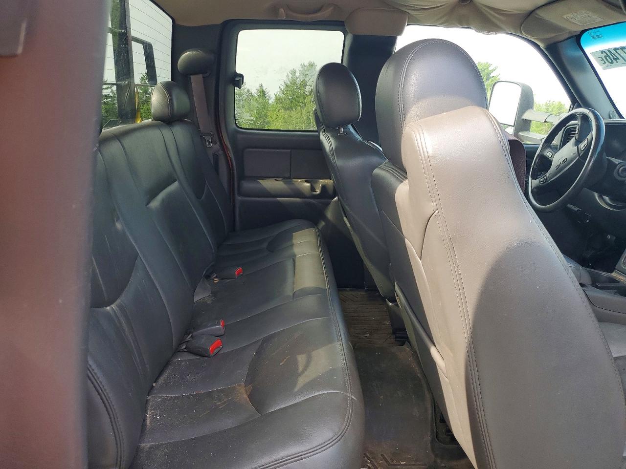 2004 Gmc Sierra K2500 Heavy Duty Red vin: 1GTHK29U44E371301