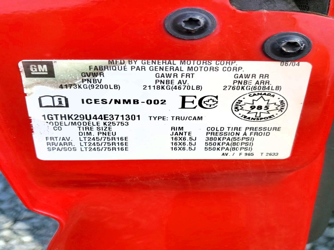 2004 Gmc Sierra K2500 Heavy Duty Red vin: 1GTHK29U44E371301