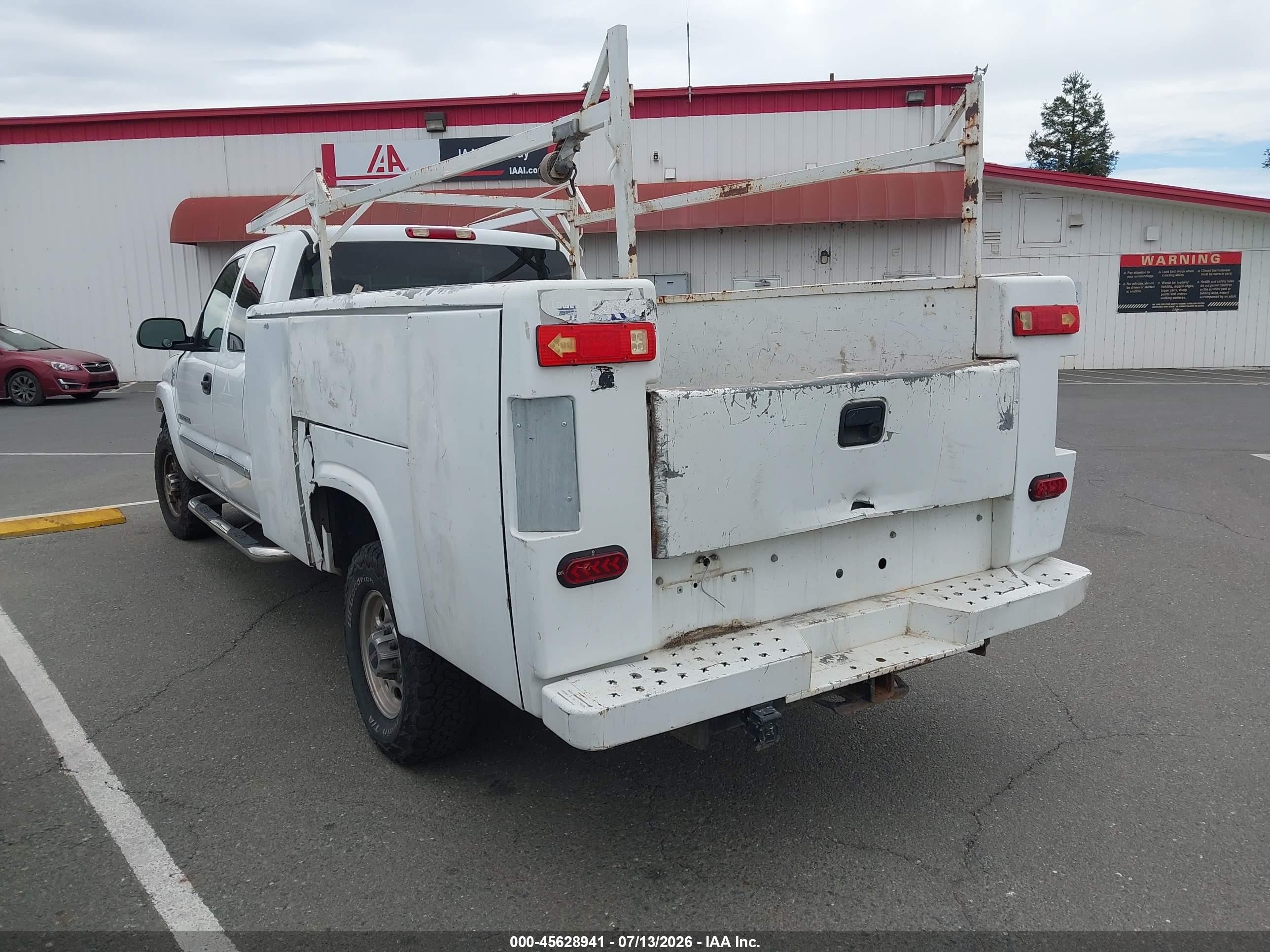 2002 Gmc Sierra 2500hd Sle White vin: 1GTHK29U62E240559