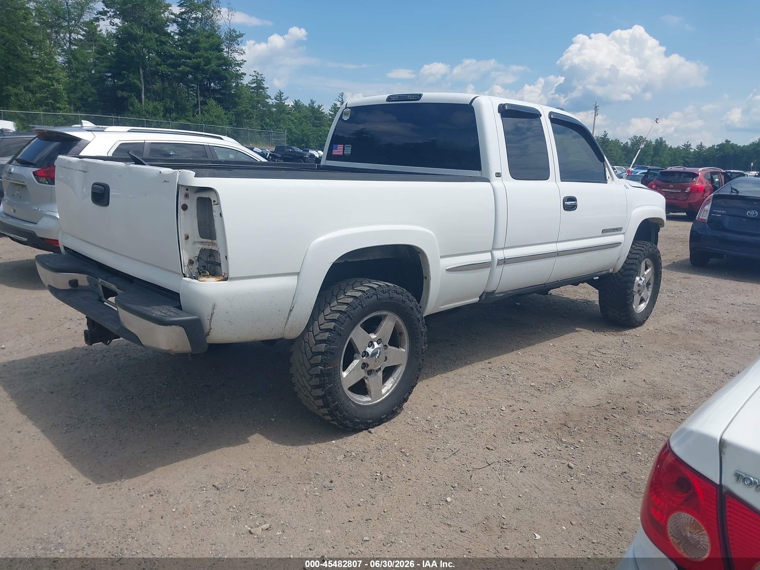 2001 Gmc Sierra 2500hd Sle White vin: 1GTHK29U71Z310044