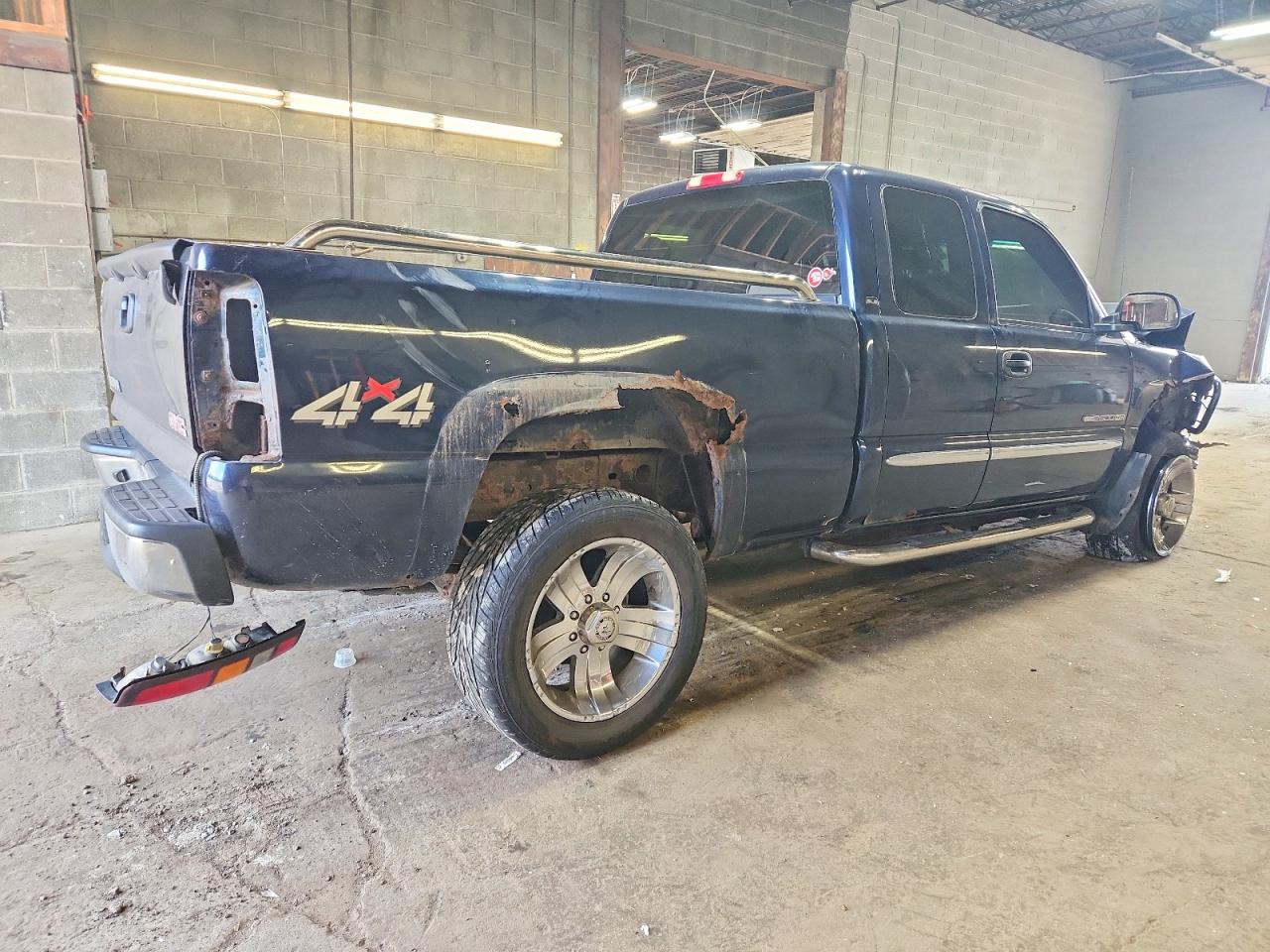 2005 Gmc Sierra K2500 Heavy Duty Black vin: 1GTHK29U75E187214