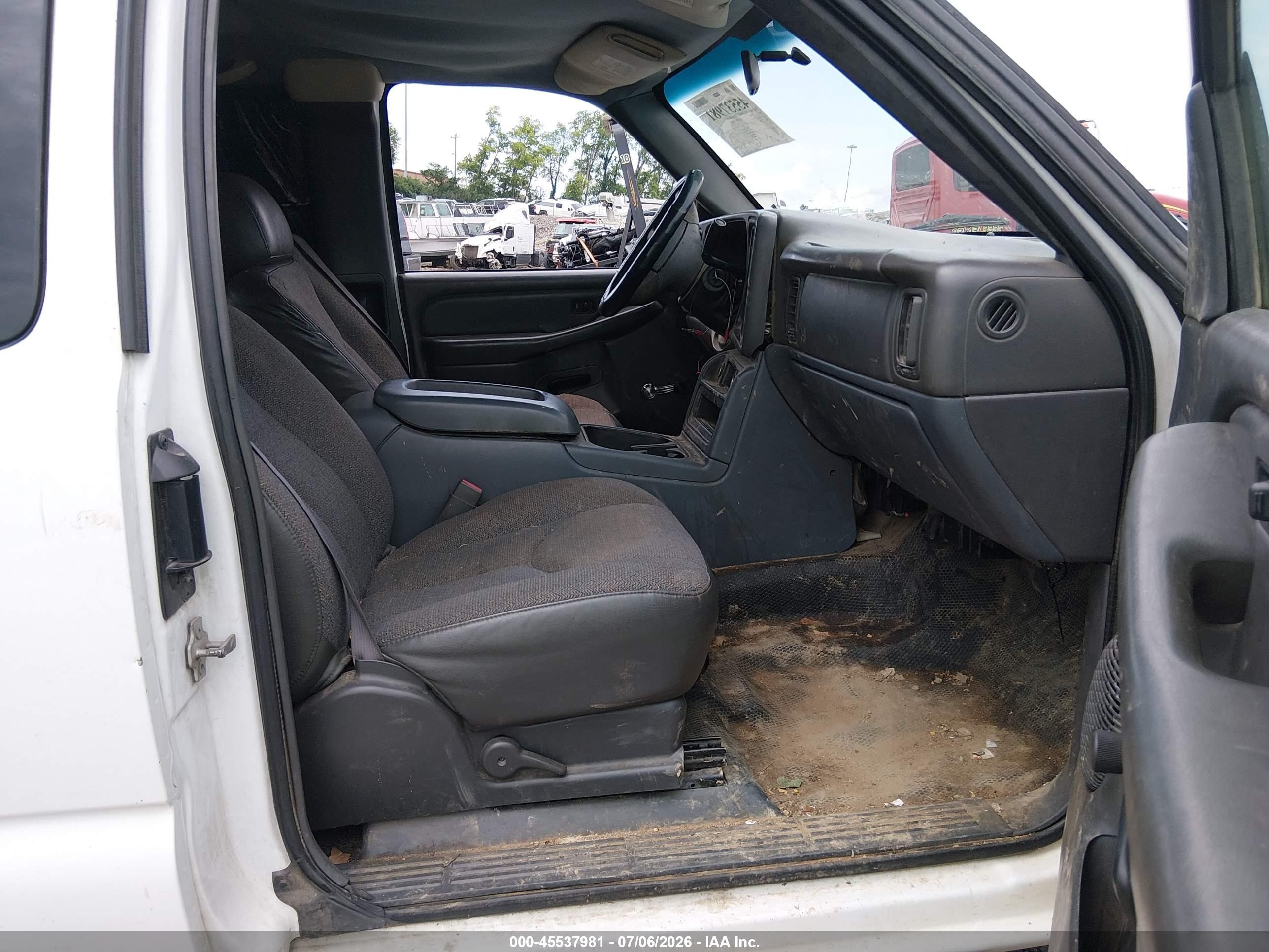 2005 Gmc Sierra 2500hd Work Truck White vin: 1GTHK29U85E316125