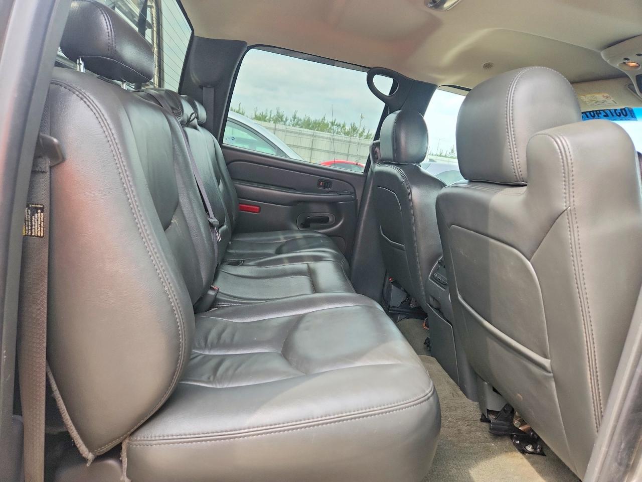 2006 Gmc Sierra K3500 Gray vin: 1GTHK33D26F163834