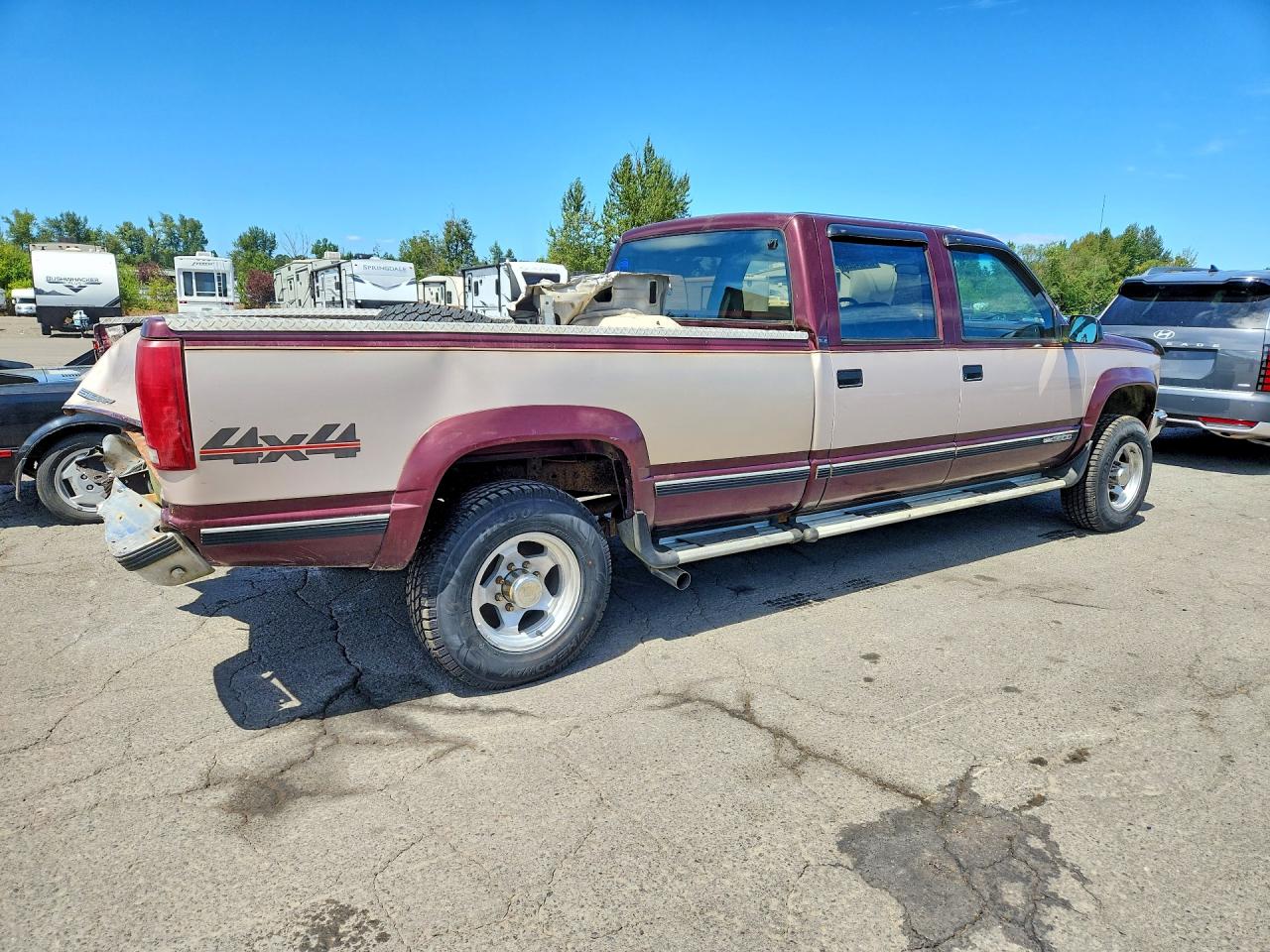 1993 Gmc Sierra K3500 Burgundy vin: 1GTHK33FXPJ748080
