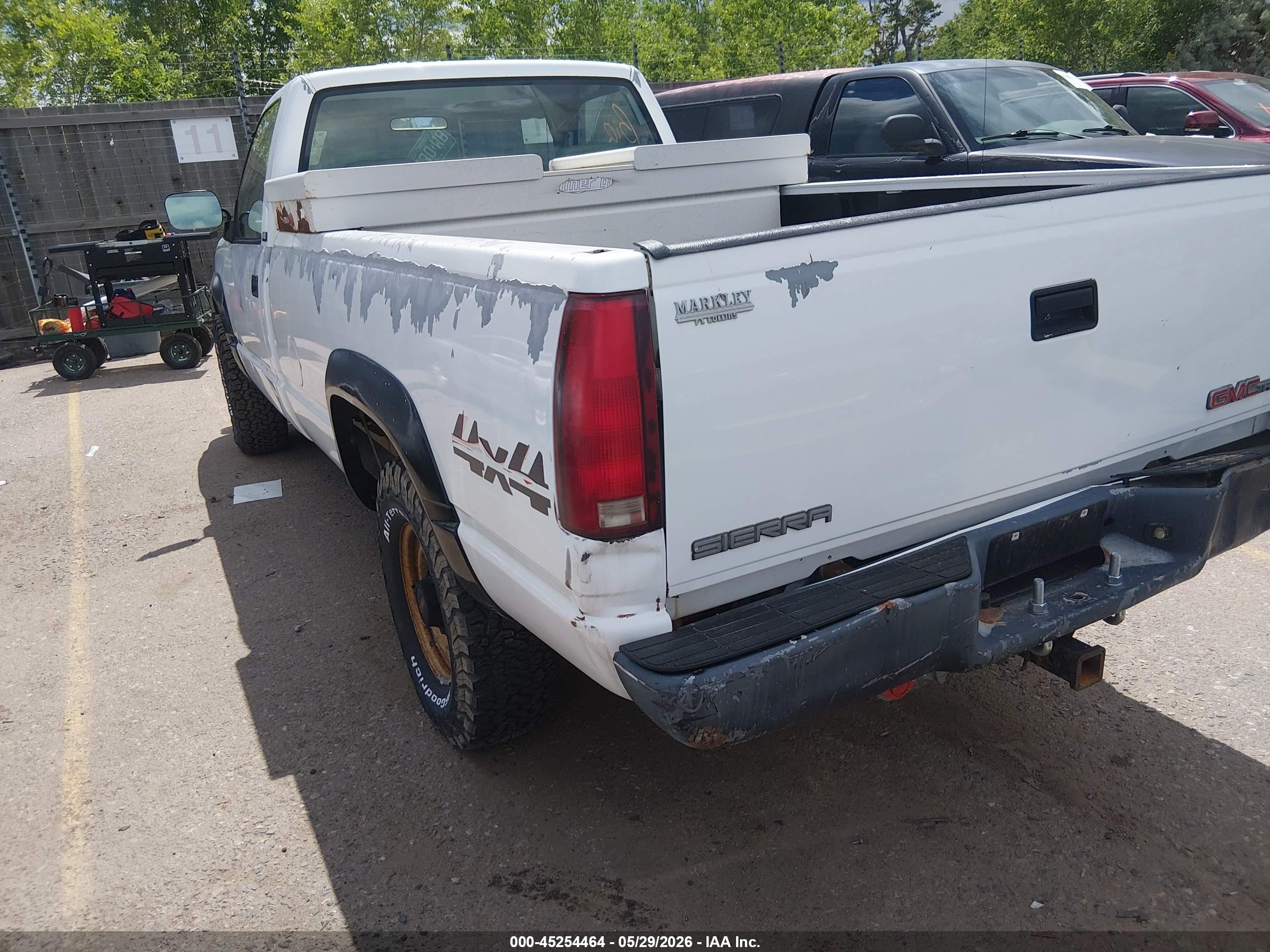 1993 Gmc Sierra K3500 White vin: 1GTHK34K6PE504494